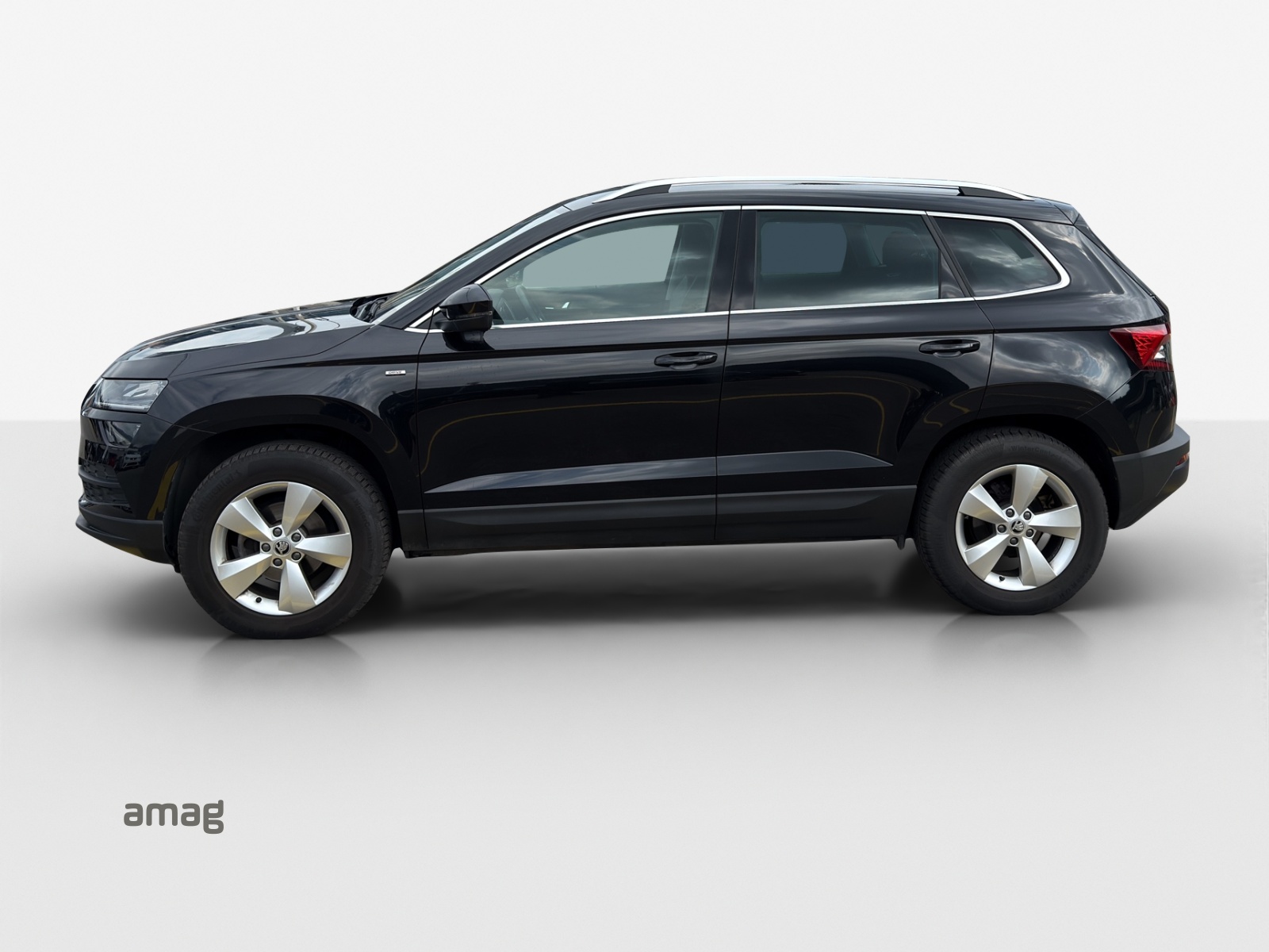 SKODA Karoq 1.5 TSI ACT Drive DSG-showroom-element-1