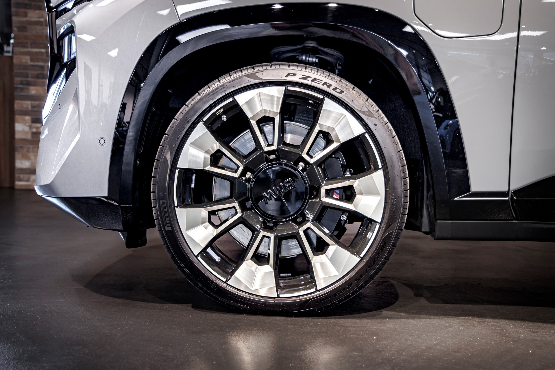 BMW XM xDrive PHEV Steptronic Label-image-5
