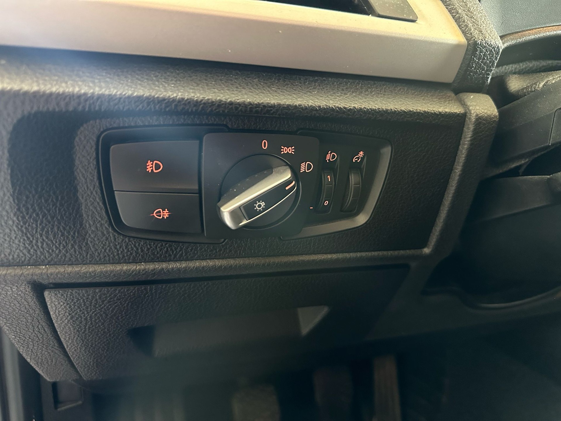 BMW 116d Efficient-Dynamics Edition-image-14