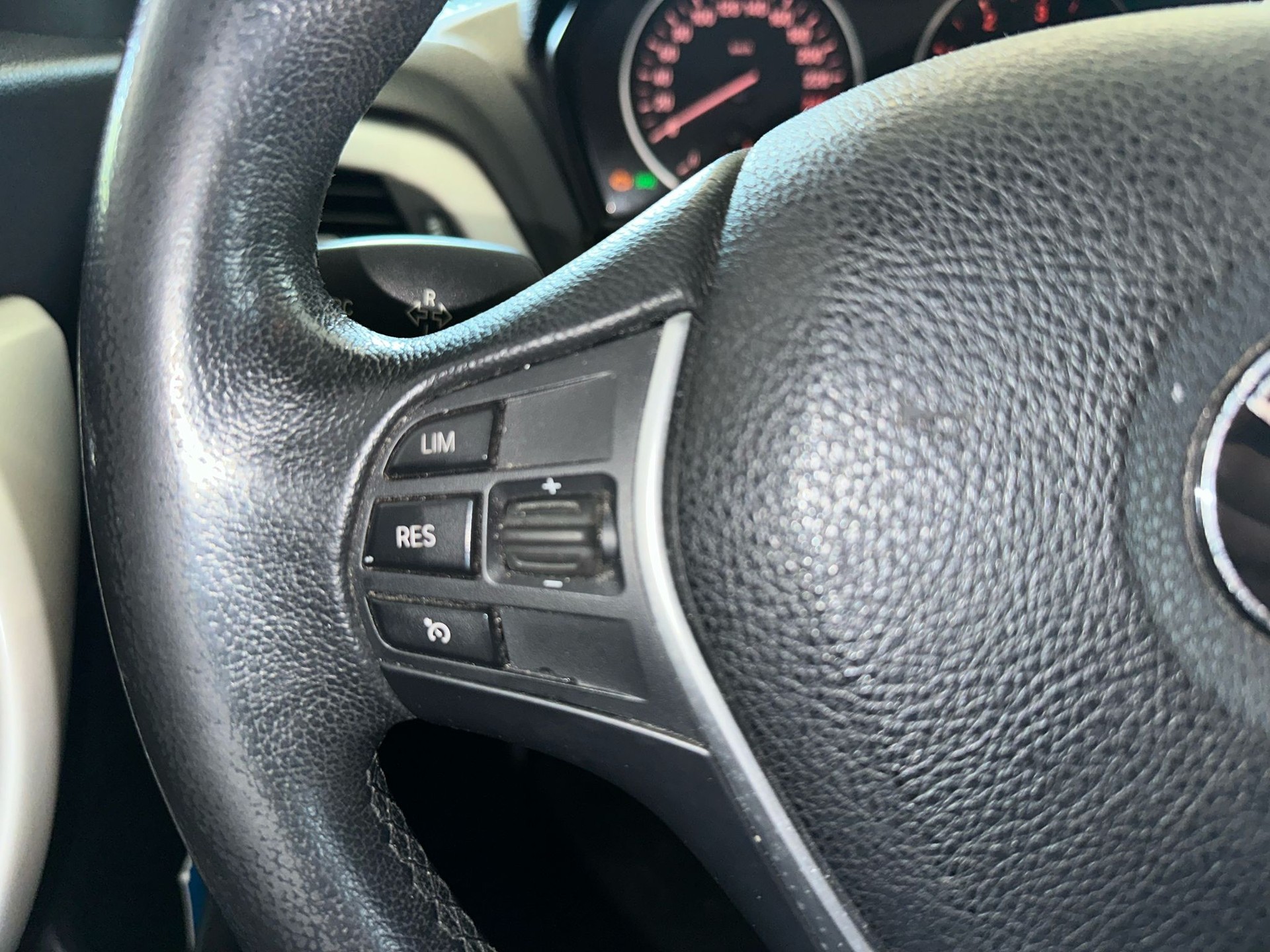 BMW 116d Efficient-Dynamics Edition-image-9
