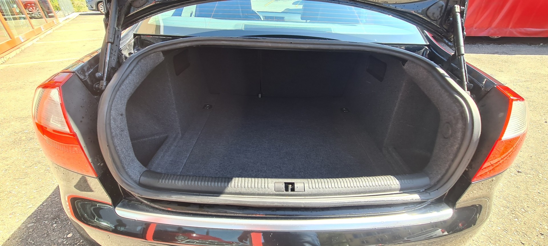 AUDI A4 1.8 T-image-10