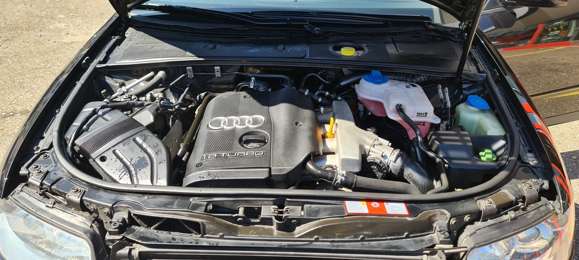 AUDI A4 1.8 T-image-21