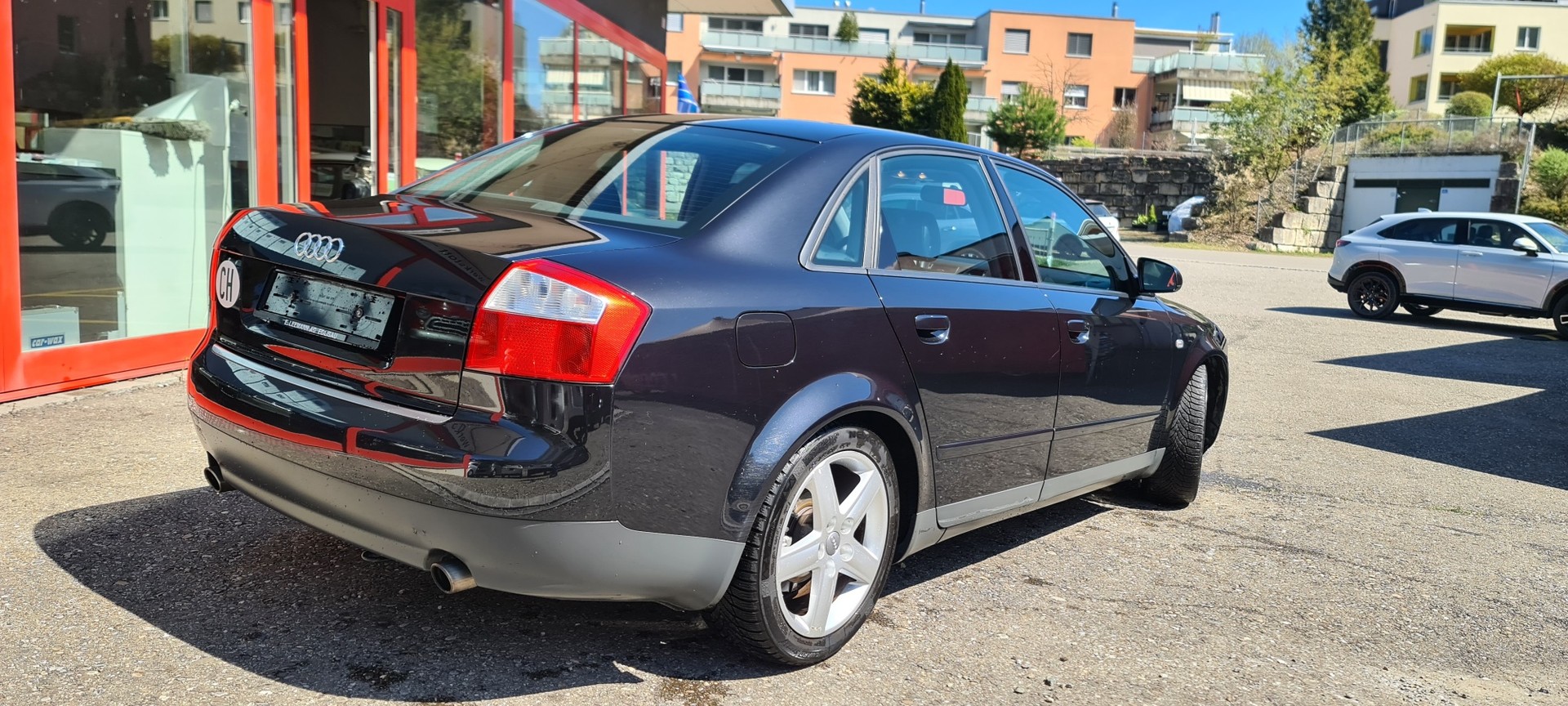 AUDI A4 1.8 T-showroom-element-3