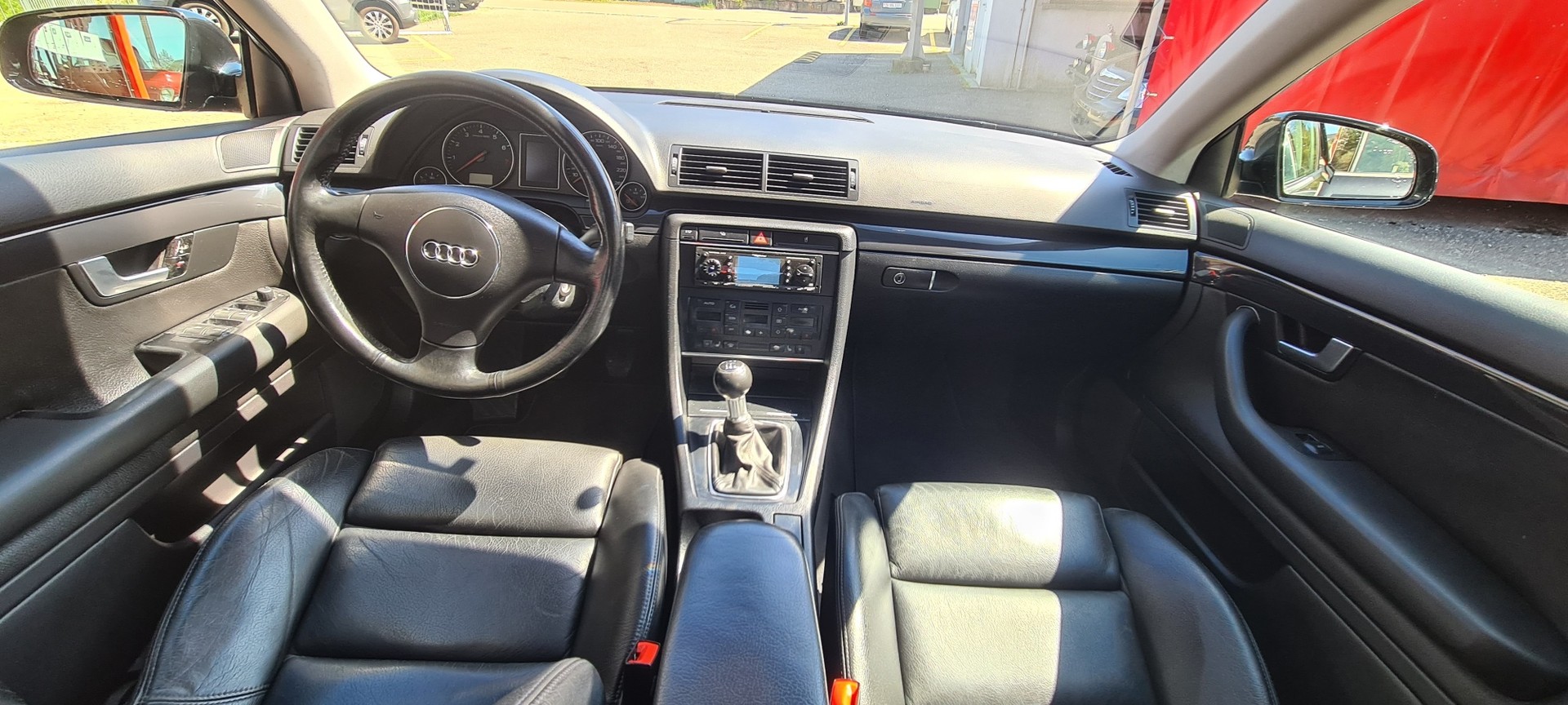 AUDI A4 1.8 T-image-14