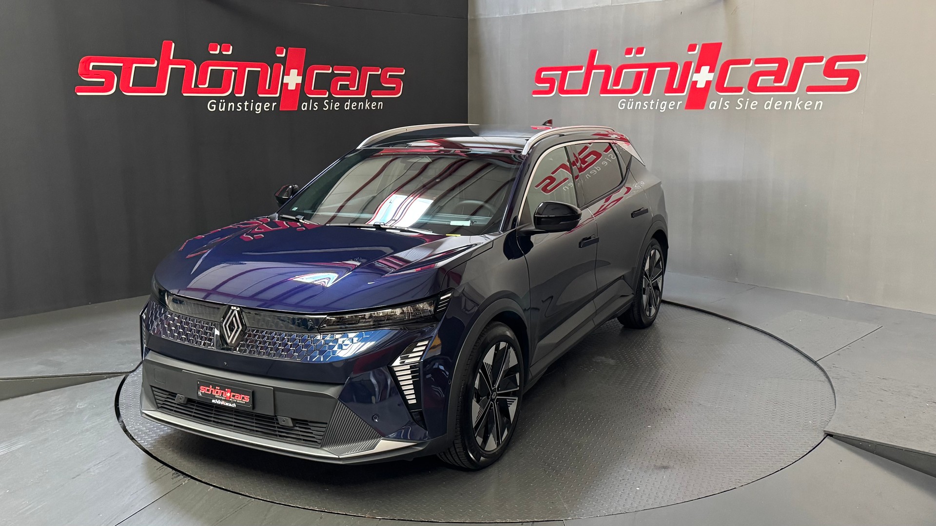 RENAULT Scénic E-Tech Long Range Techno-showroom-element-1