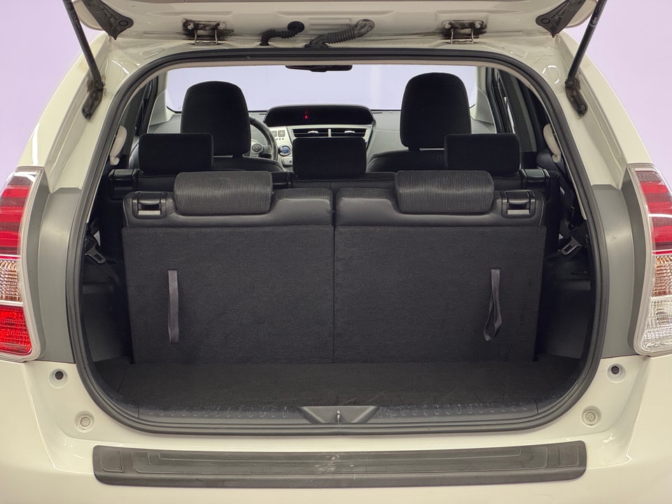 Prius+ Wagon Hybrid 1.8 Sol