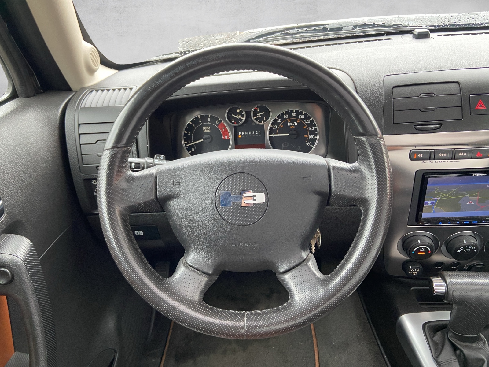 HUMMER H3 3.7 Luxury Automatic-image-16