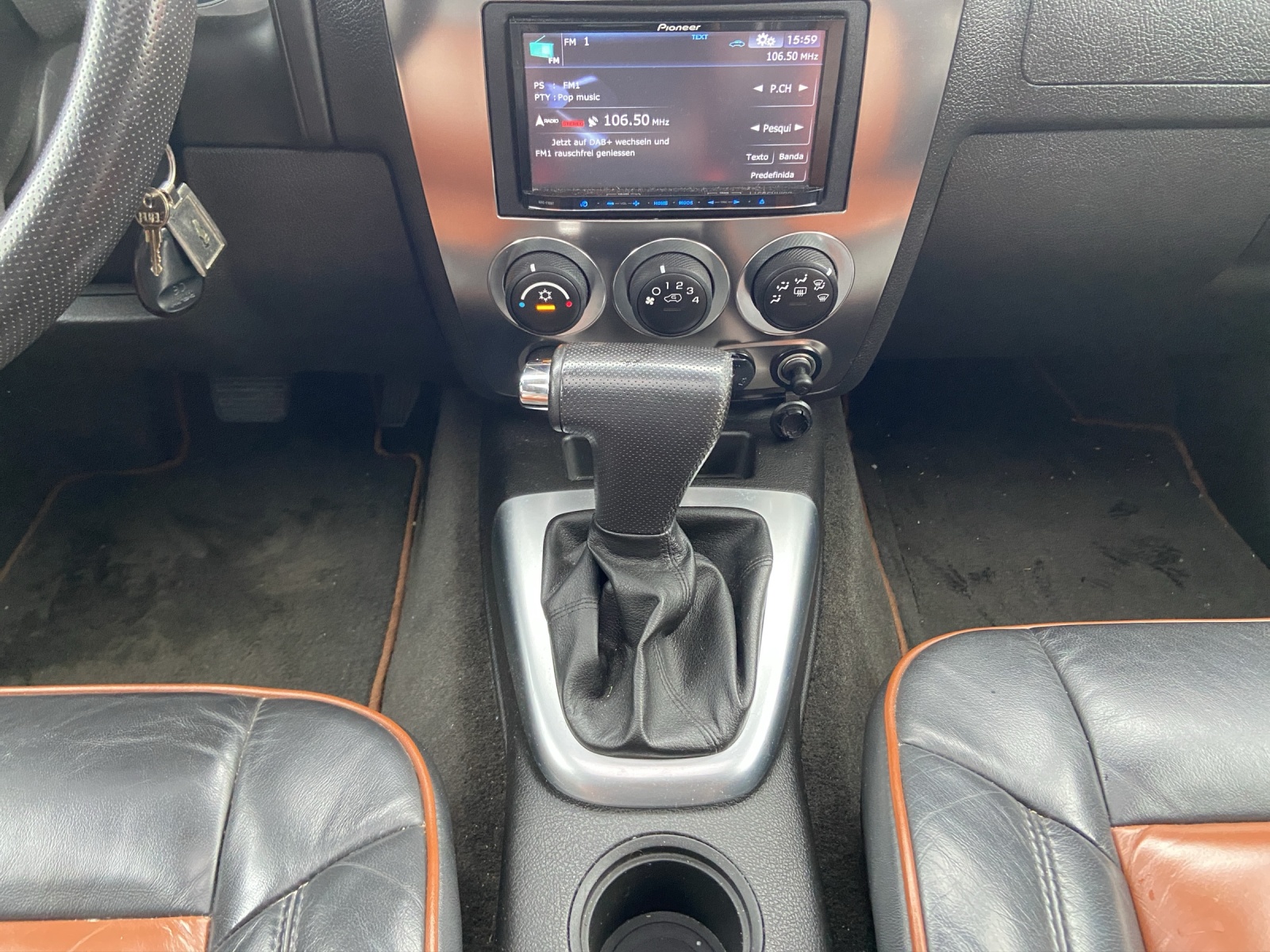 HUMMER H3 3.7 Luxury Automatic-image-12