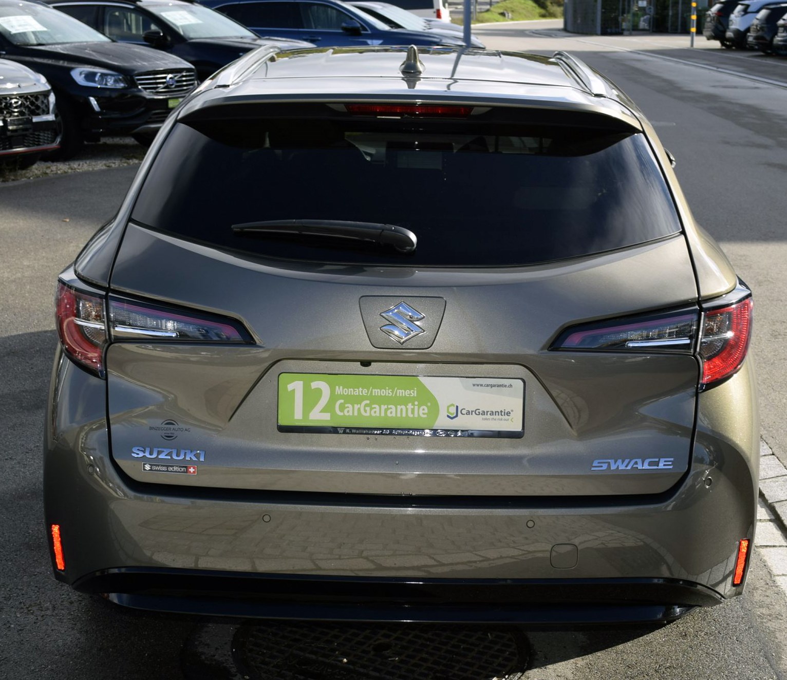 SUZUKI Swace 1.8 Compact Top Hybrid-image-11