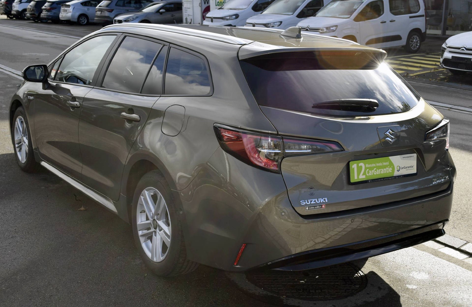 SUZUKI Swace 1.8 Compact Top Hybrid-image-14