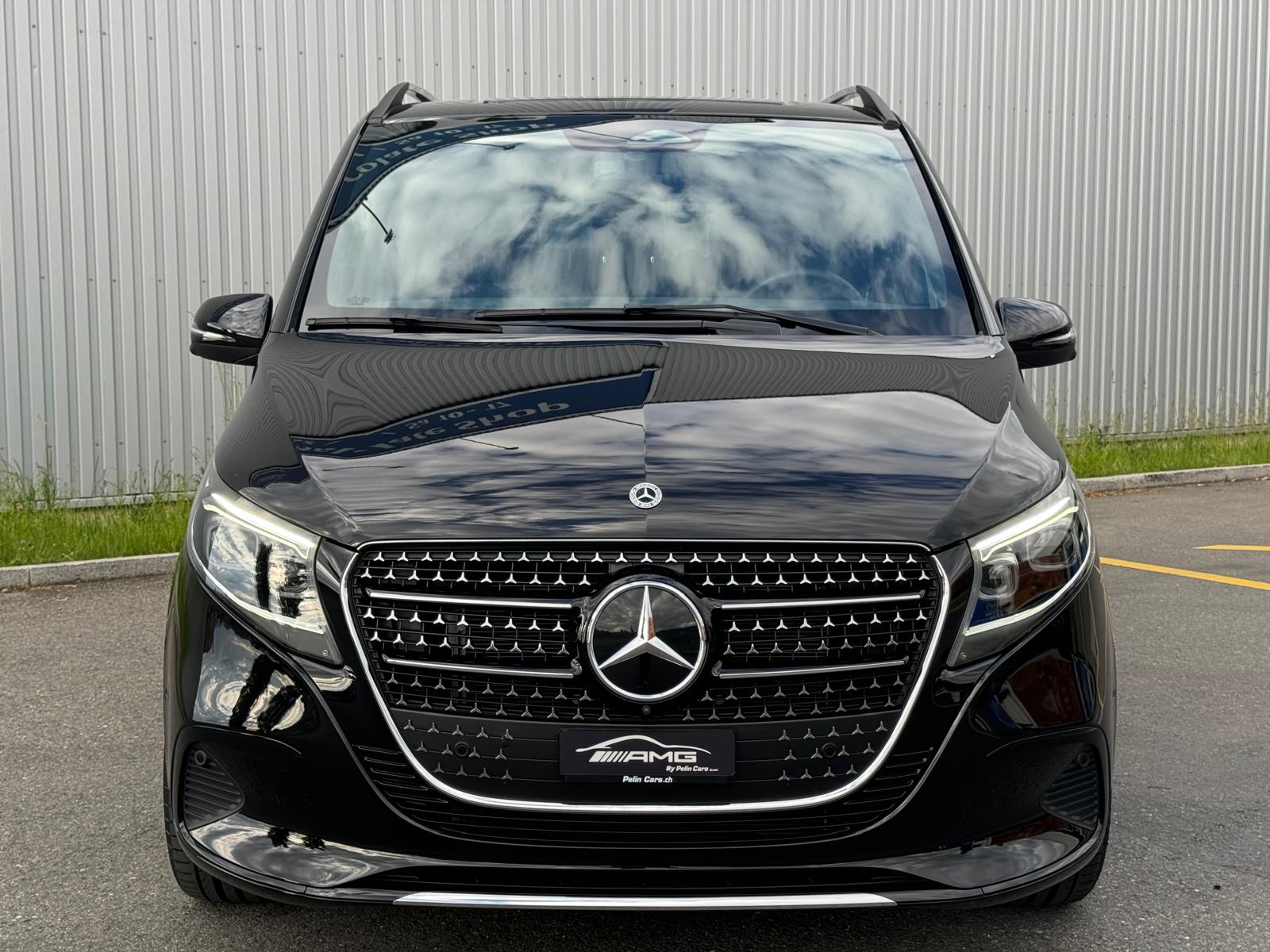 MERCEDES-BENZ V 300 d Extralang Black&Silver Edition 9G-Tronic-showroom-element-3