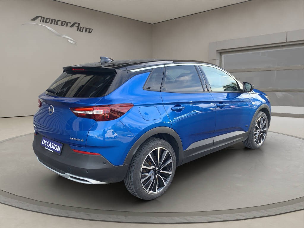 OPEL Grandland X 1.6 T PHEV4 Ultimat EAT8-showroom-element-2
