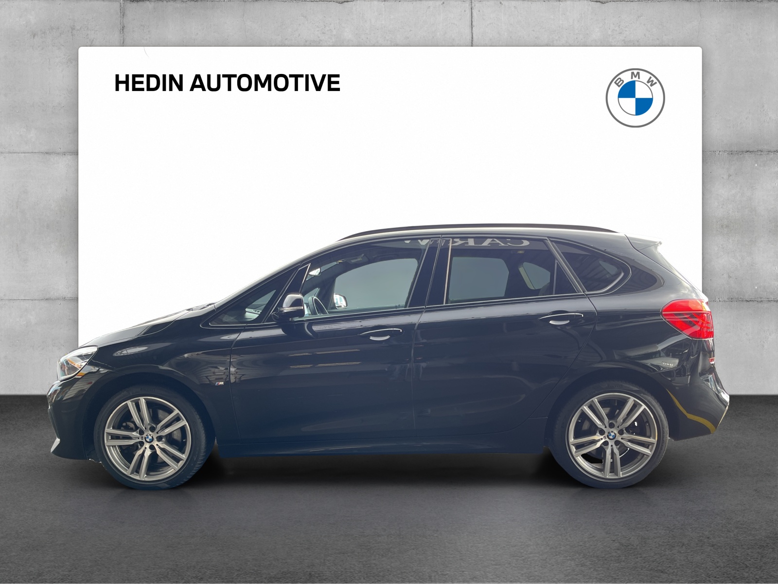 BMW 225i xDrive Active Tourer Steptronic M Sport-showroom-element-3