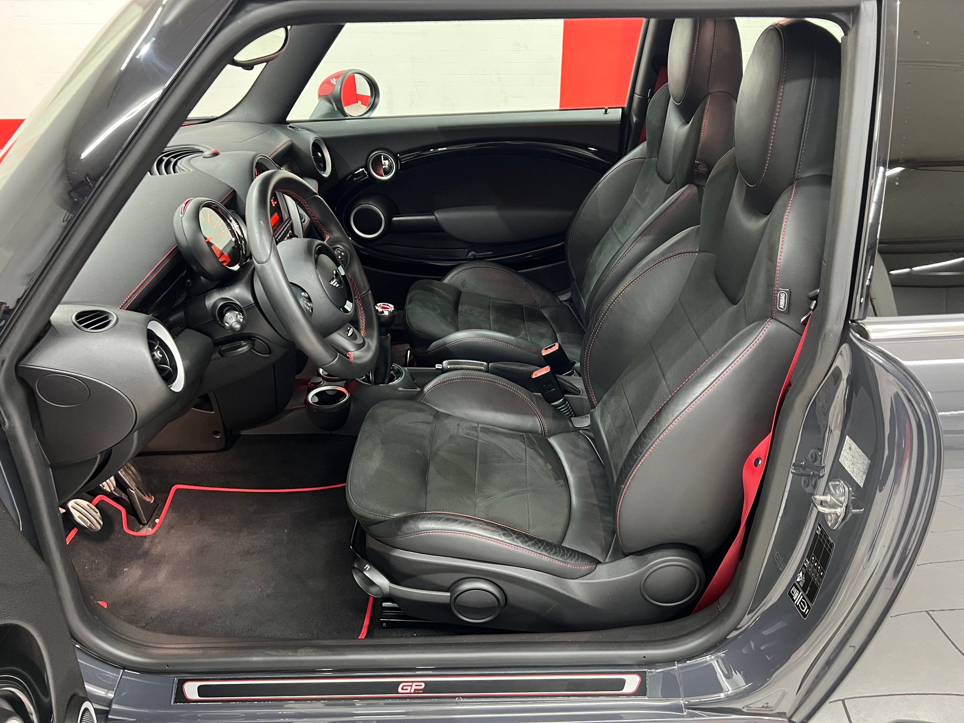 MINI Cooper John Cooper Works GP Nr. 0555-image-13