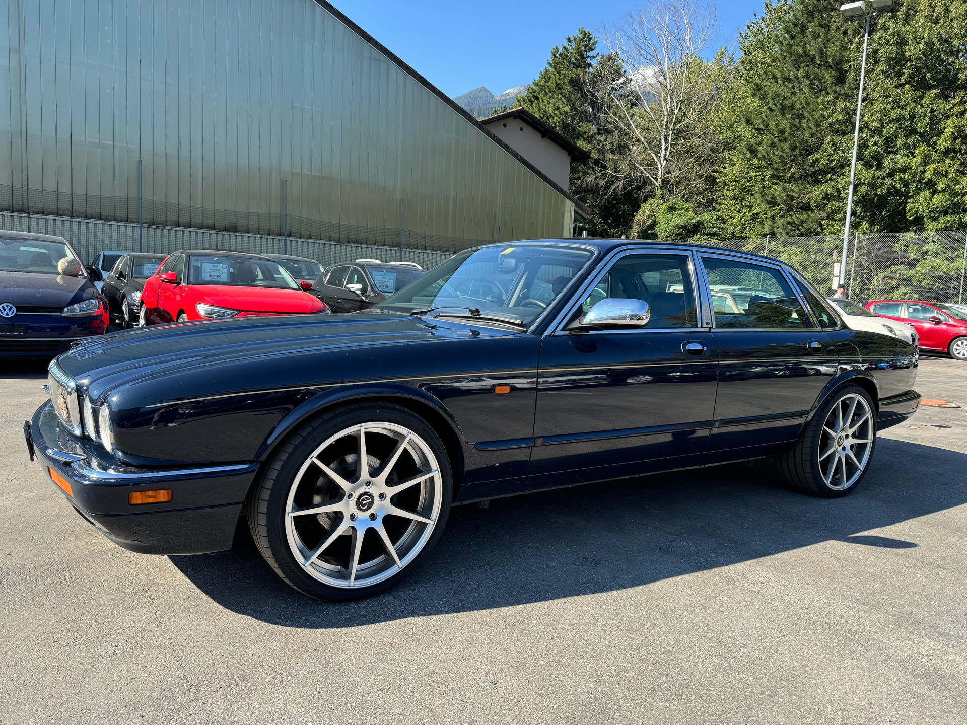 DAIMLER 6.0 Double Six-image-7