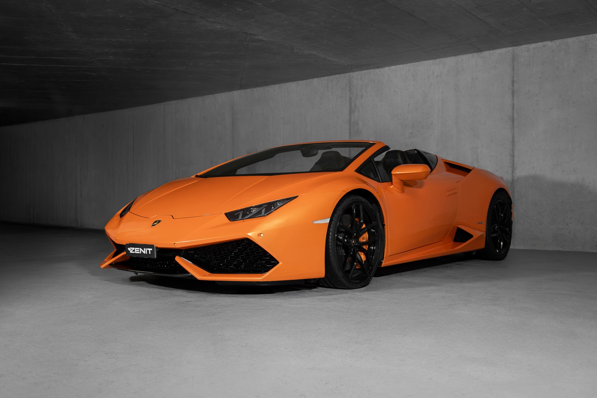 LAMBORGHINI Huracan LP610-4 Spyder DCT-showroom-element-1