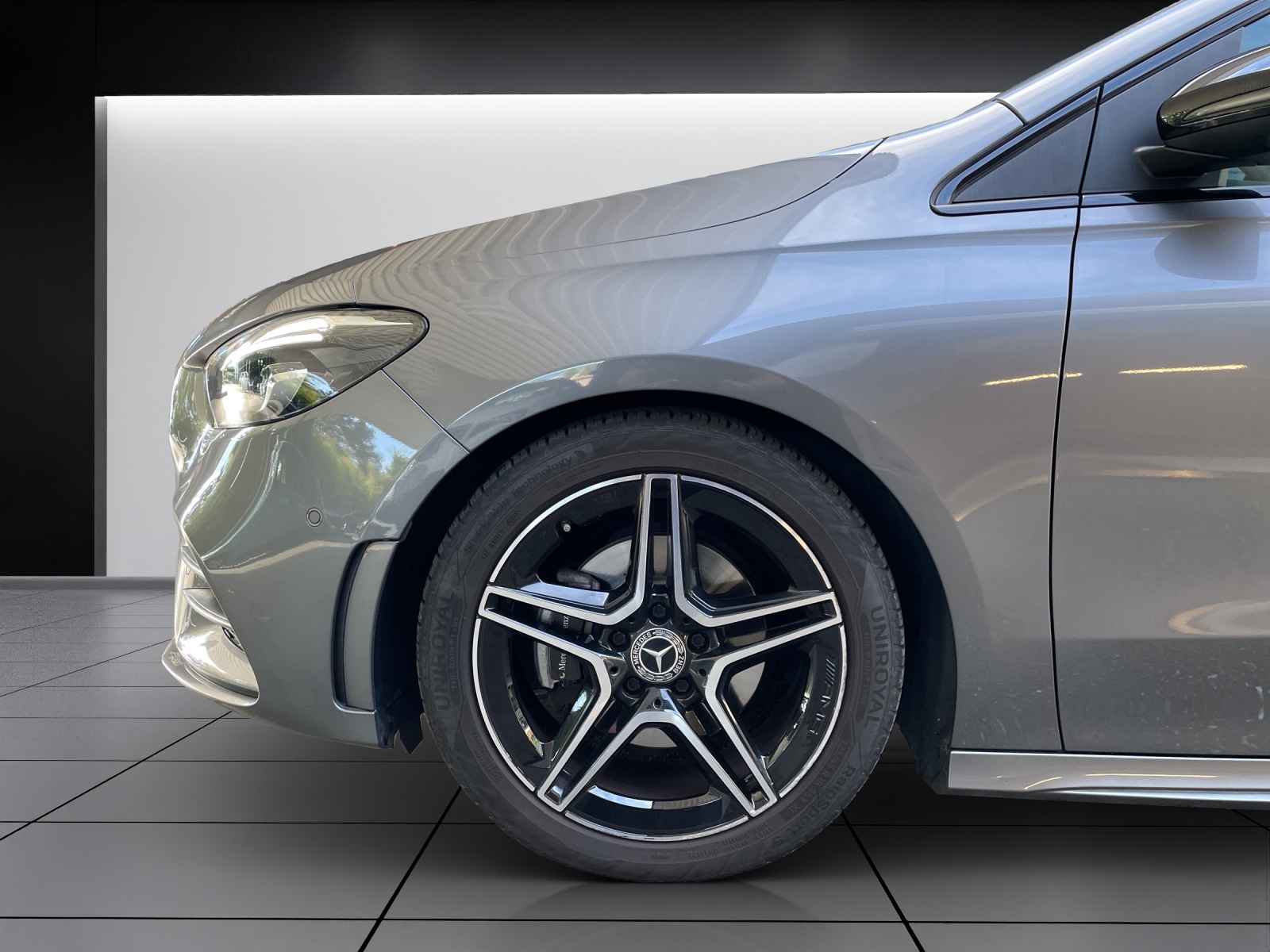 Image MERCEDES-BENZ B-200 B 200 d Night Star 8G-DCT