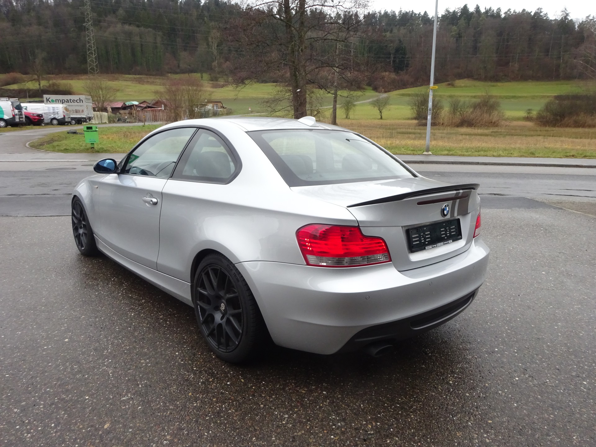 BMW 123d Coupé-image-3