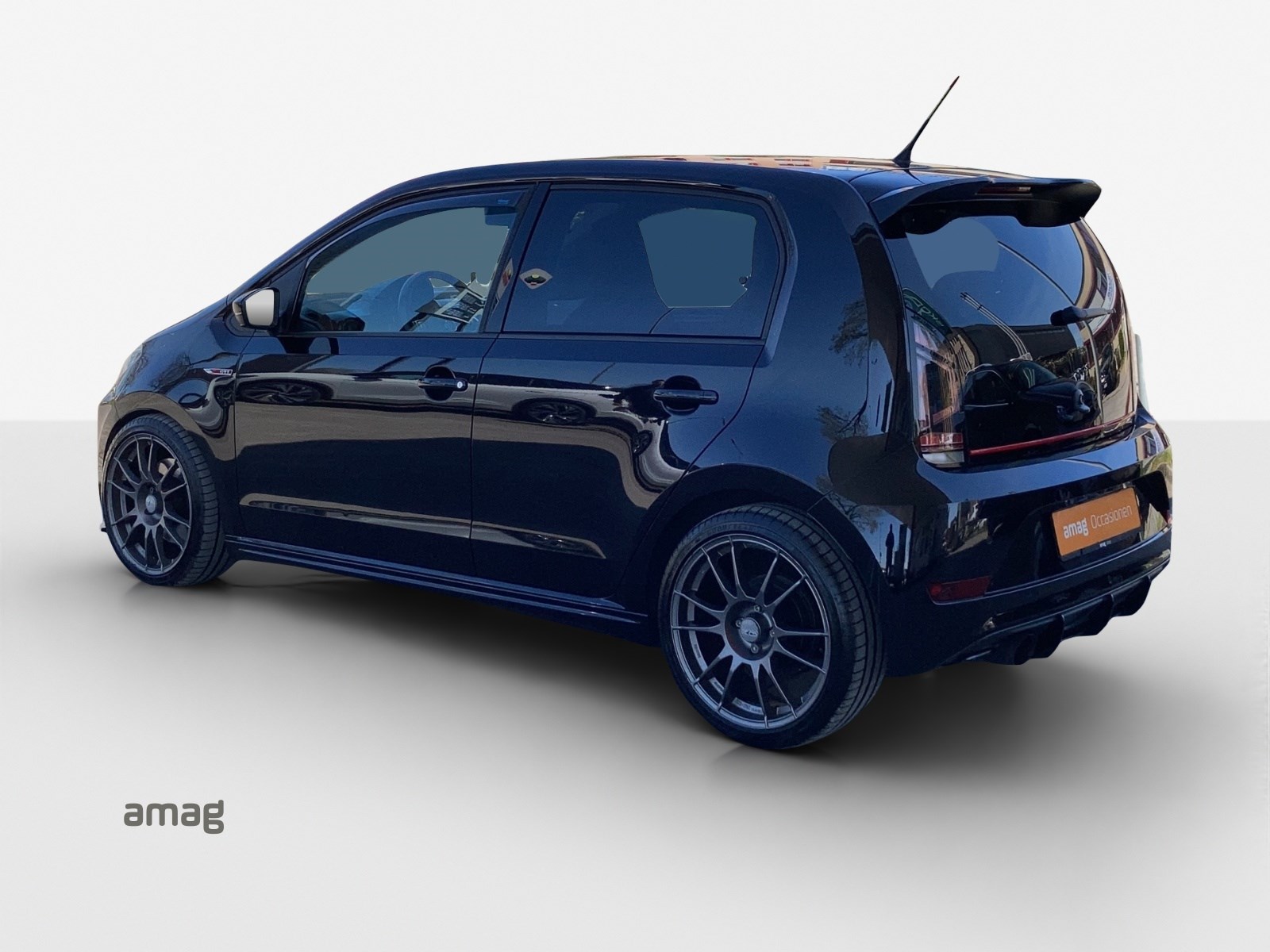 VW Up 1.0 TSI GTI-showroom-element-2