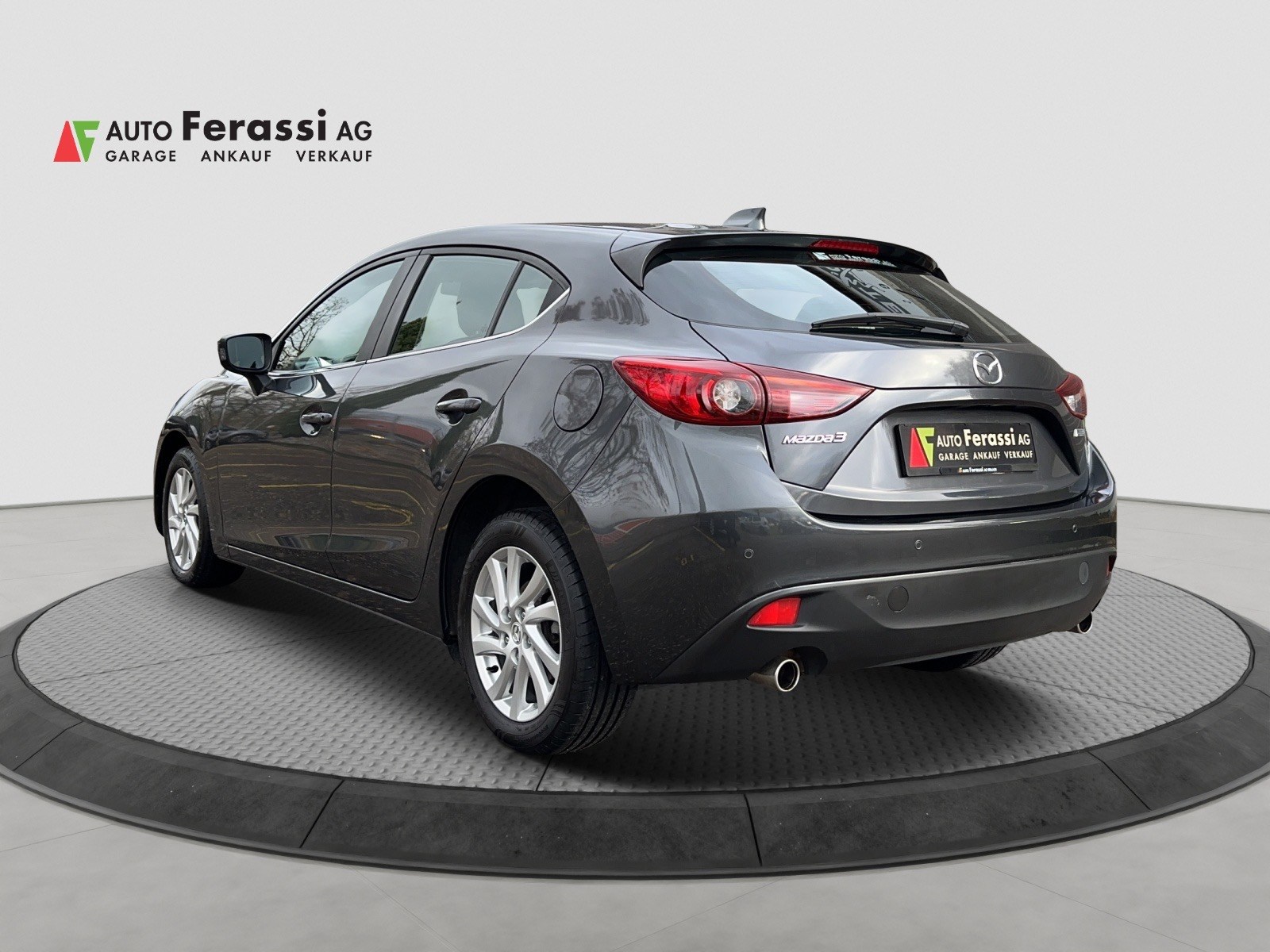 MAZDA 3 2.2 16V CD Revolution-showroom-element-1