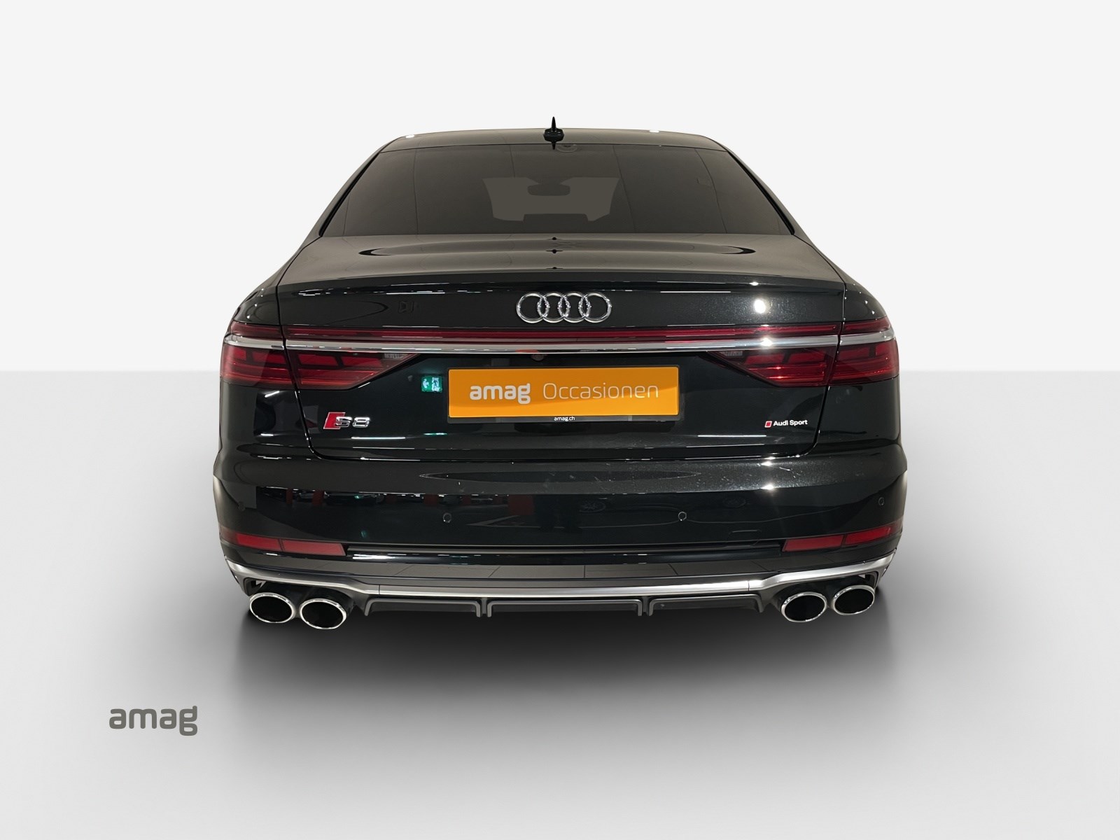 AUDI S8 TFSI quattro tiptronic-showroom-element-3