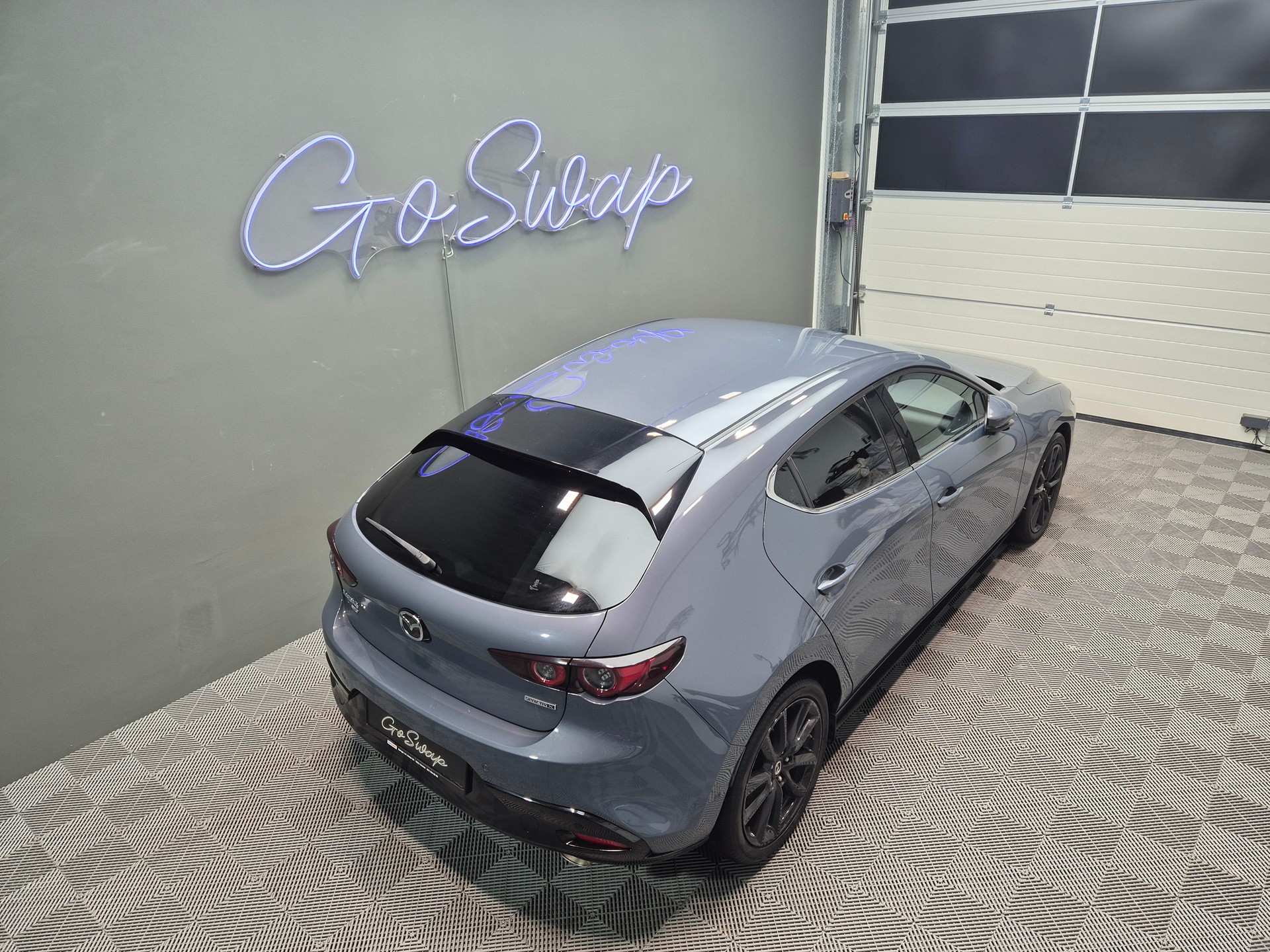 MAZDA 3 Hatchback SKYACTIV-X M Hybrid 180 Revolution AWD-showroom-element-2