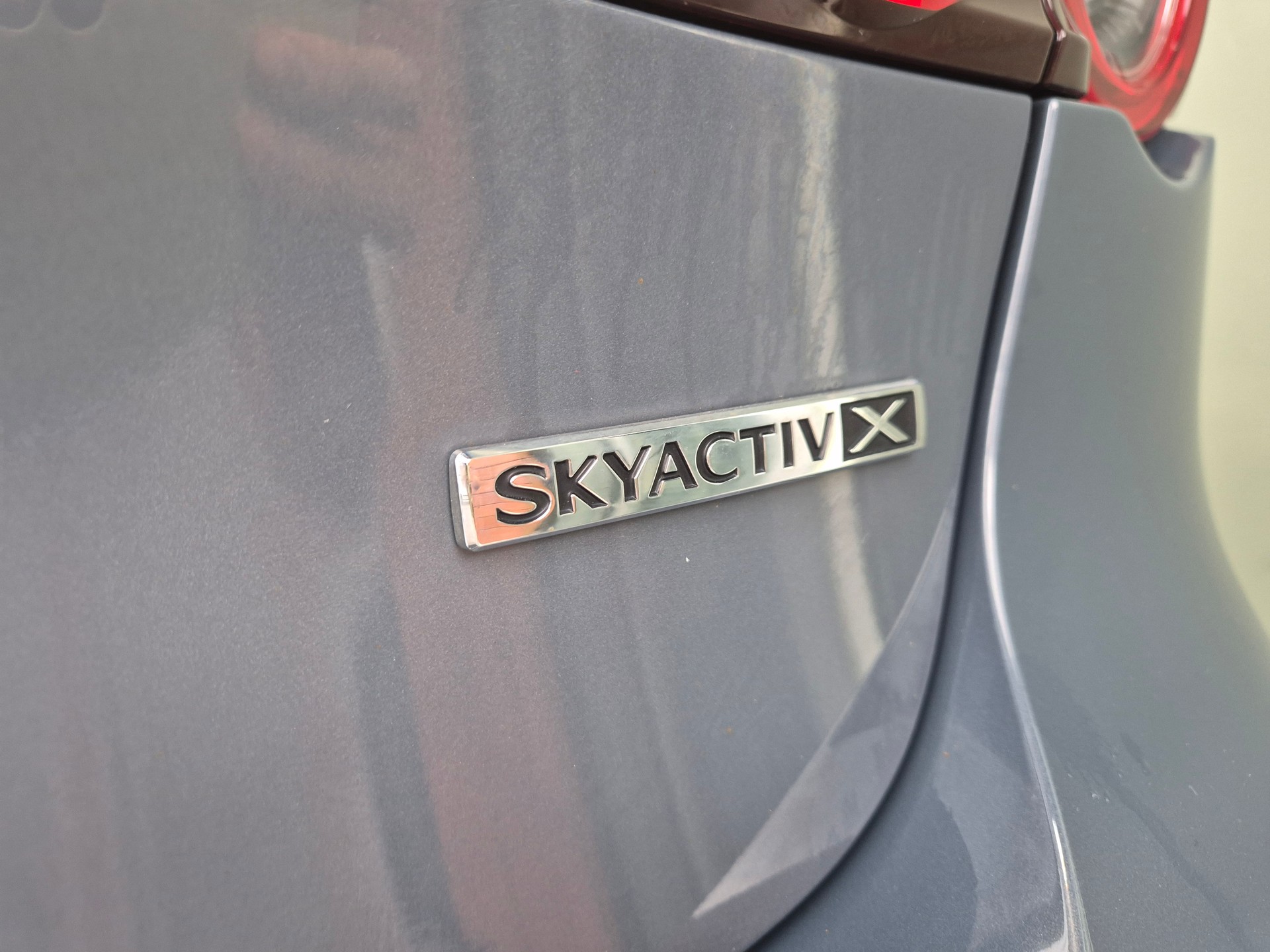MAZDA 3 Hatchback SKYACTIV-X M Hybrid 180 Revolution AWD-image-10