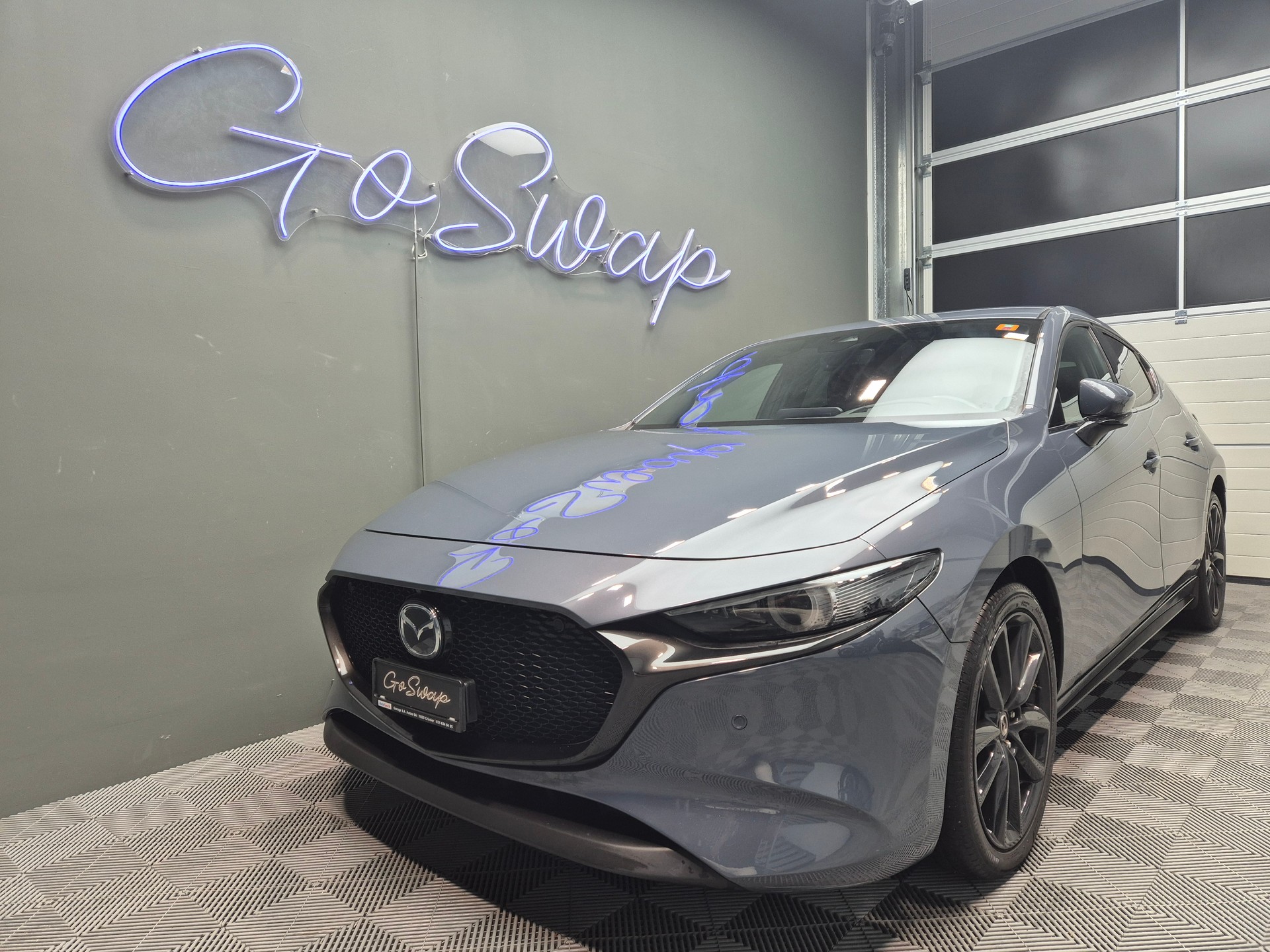 MAZDA 3 Hatchback SKYACTIV-X M Hybrid 180 Revolution AWD-image-5