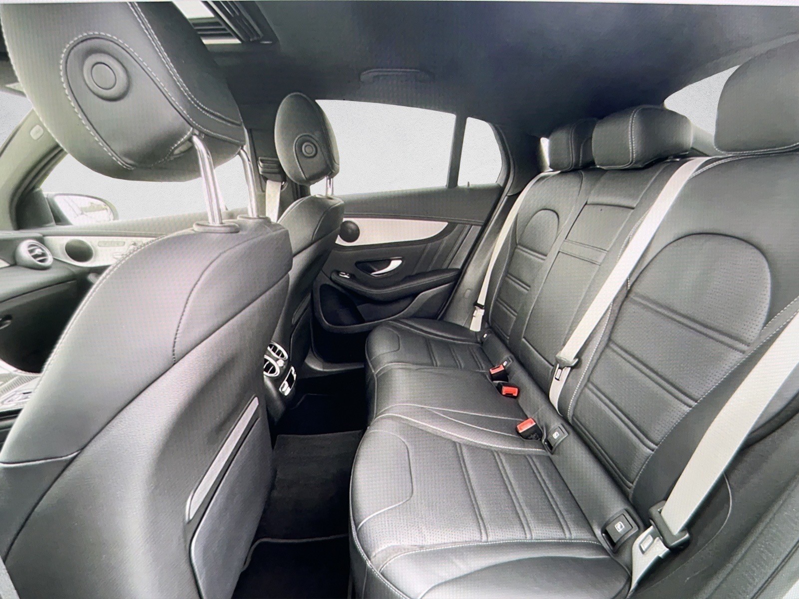 MERCEDES-BENZ GLC Coupé 63 S AMG 4Matic 9G-Tronic-image-8
