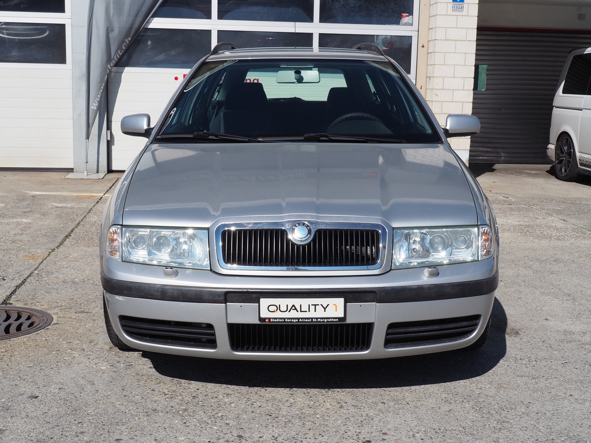 SKODA Octavia 1.8 Turbo Elegance 4x4-showroom-element-3