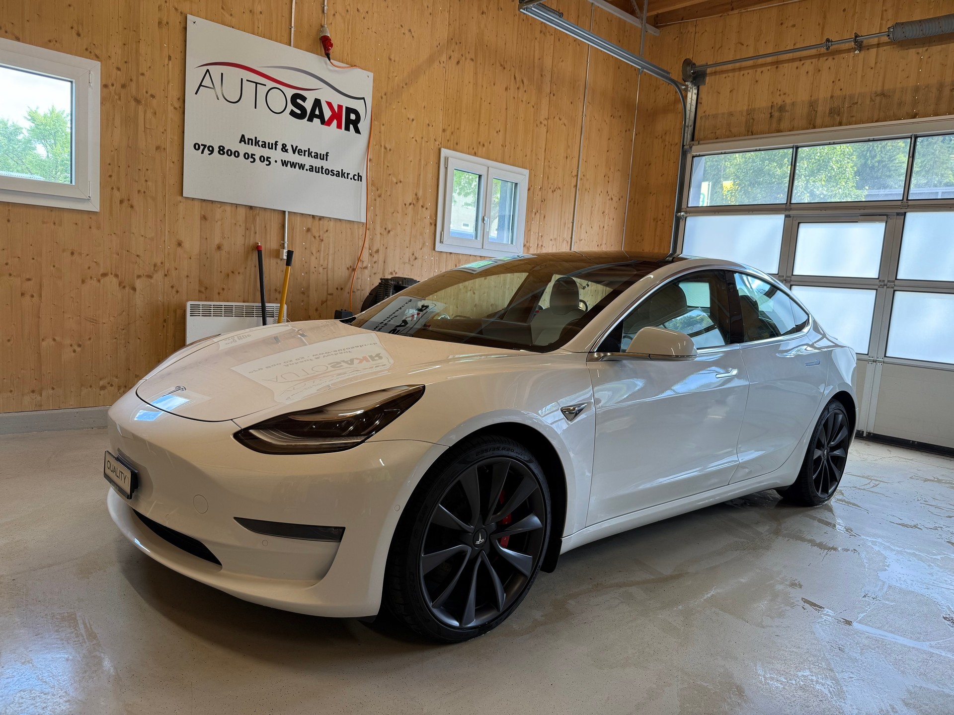 TESLA Model 3 Performance Dual Motor AWD