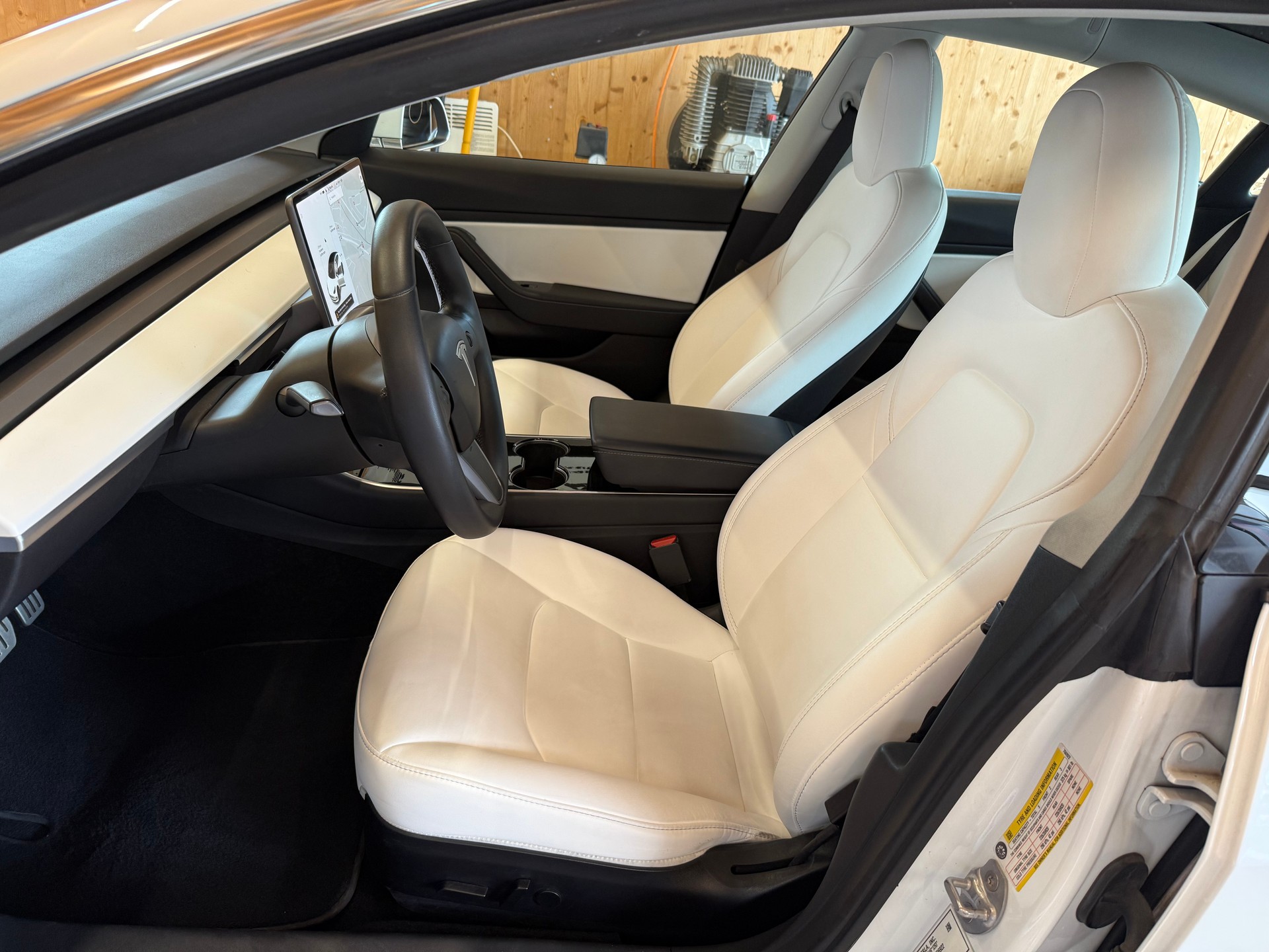 TESLA Model 3 Performance Dual Motor AWD-image-6