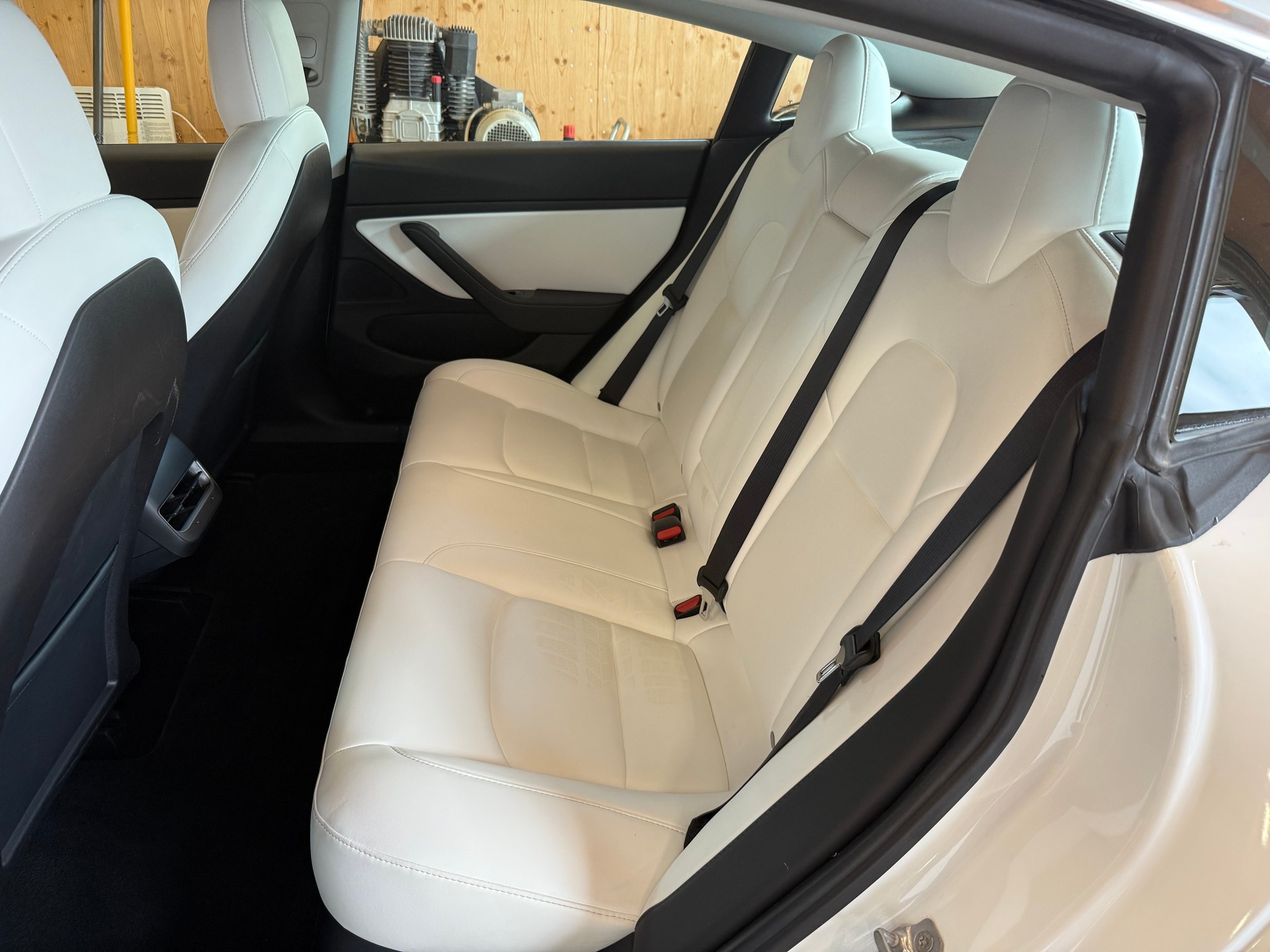 TESLA Model 3 Performance Dual Motor AWD-image-7