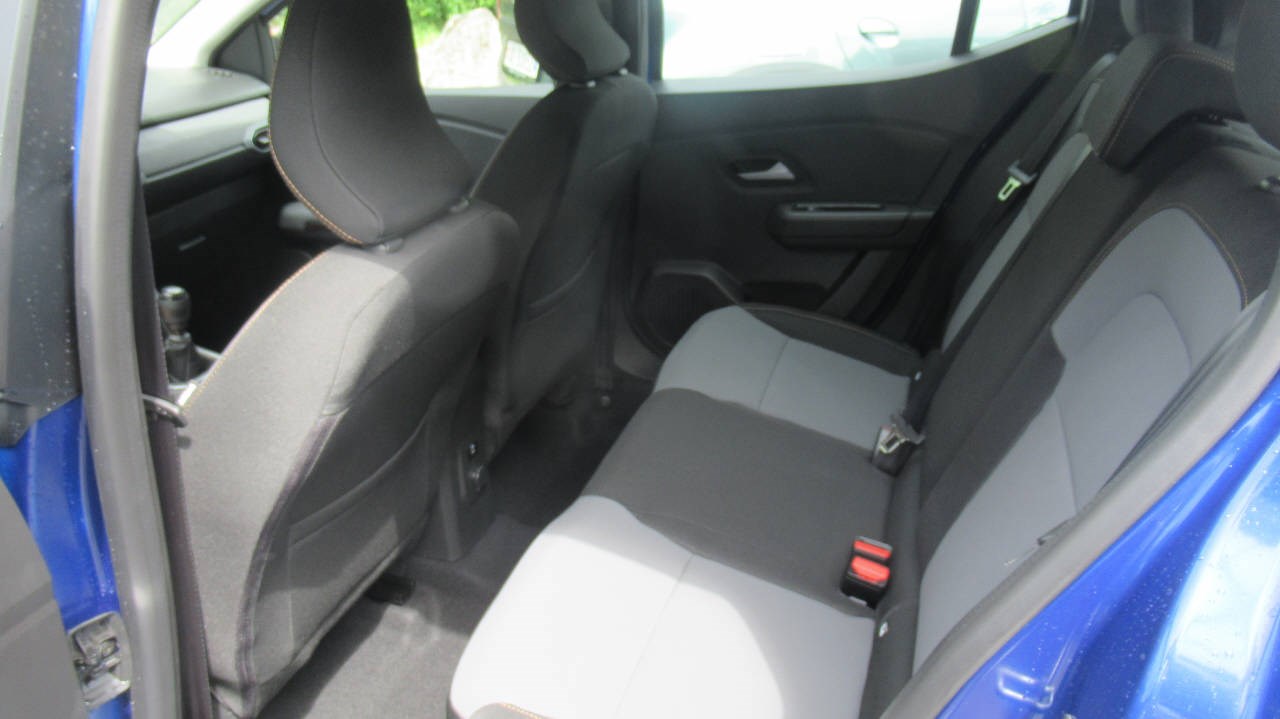 DACIA Sandero 1.0 TCe 110 Stepway Extreme-image-11