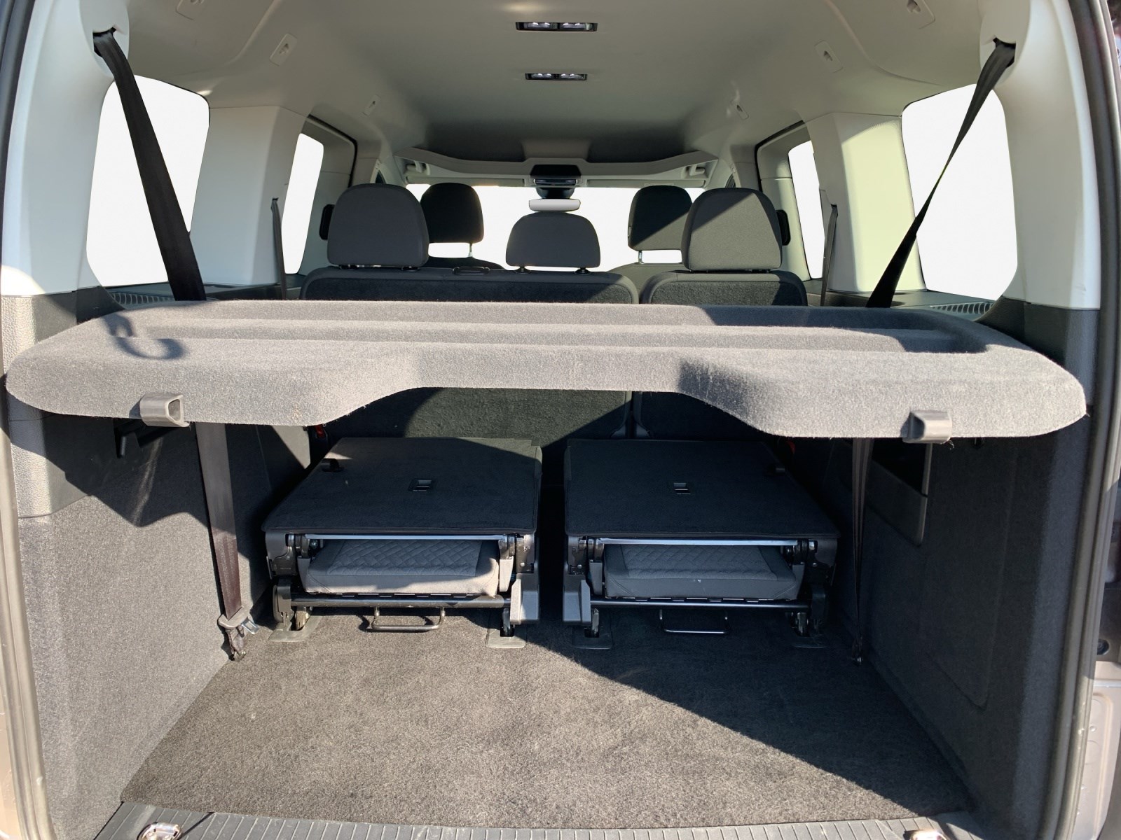 VW Caddy Maxi 1.5 TSI Life DSG-image-12