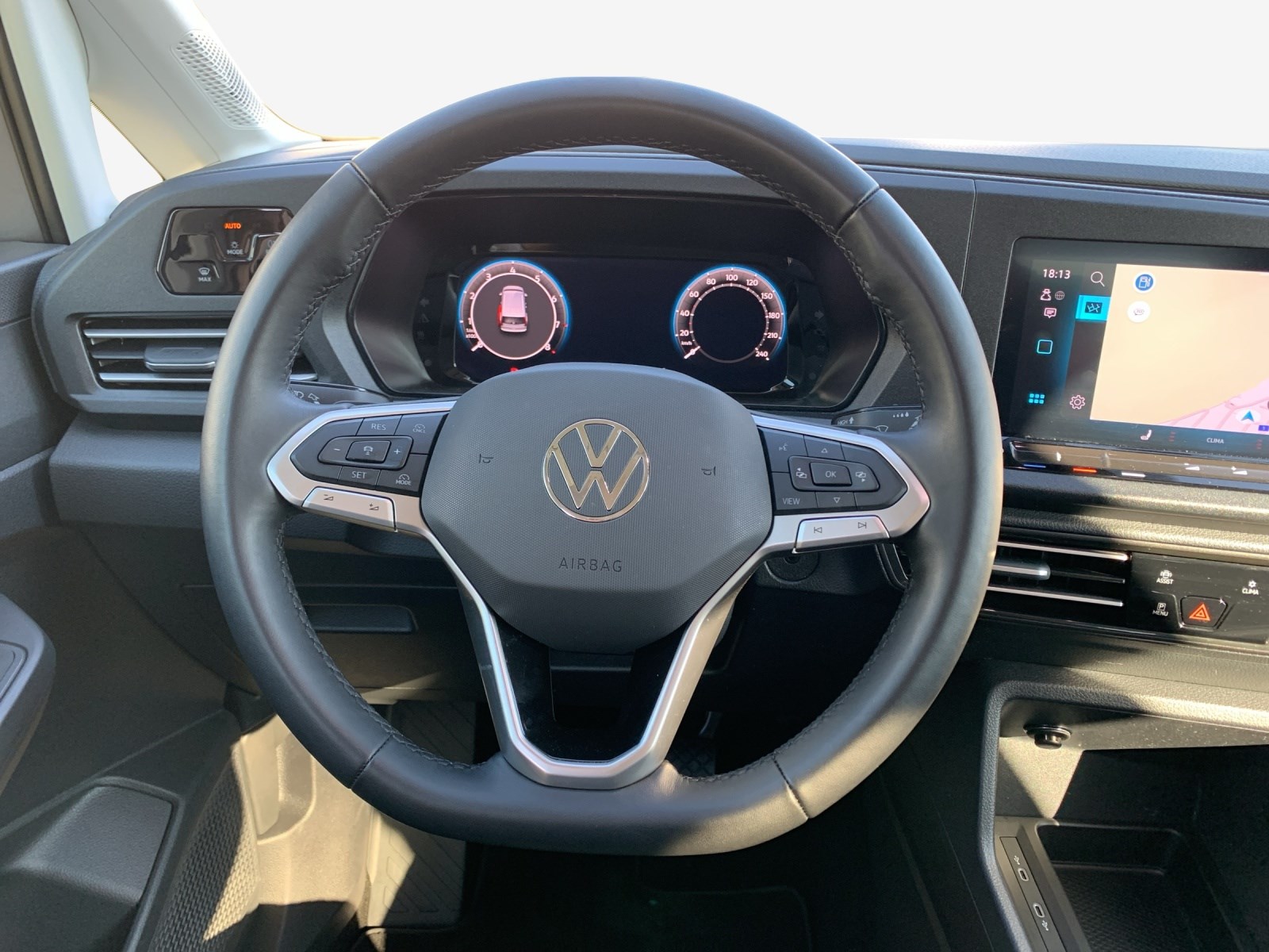 VW Caddy Maxi 1.5 TSI Life DSG-image-9