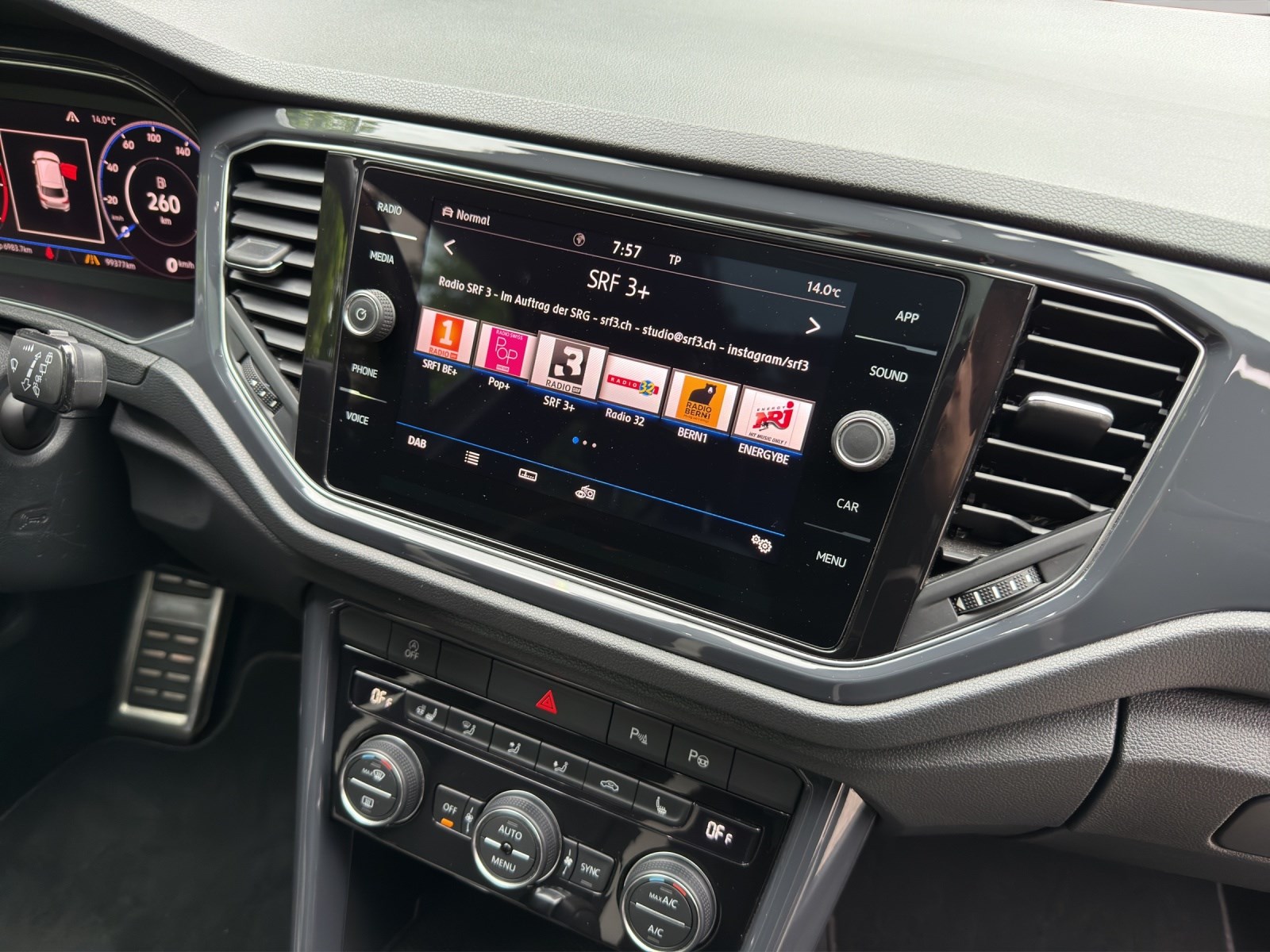 VW T-Roc 2.0 TSI Sport DSG 4motion-image-14