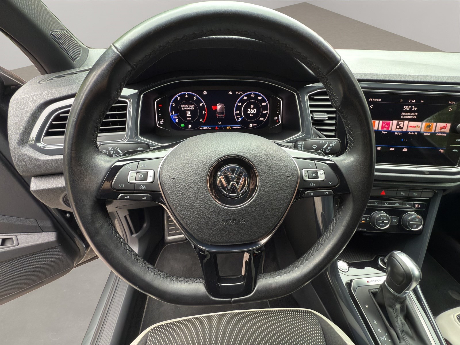 VW T-Roc 2.0 TSI Sport DSG 4motion-image-9
