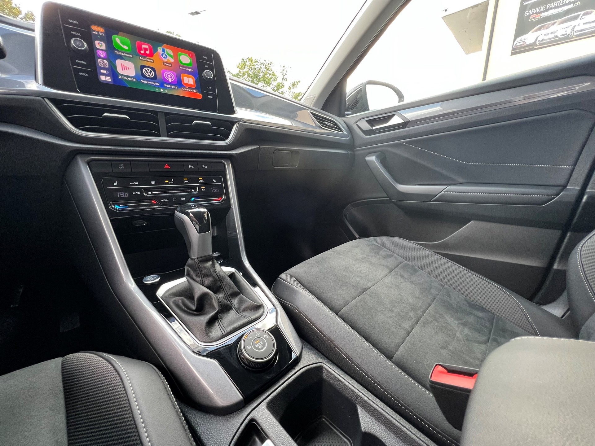 VW T-Roc 2.0 TSI Style DSG 4Motion-image-27