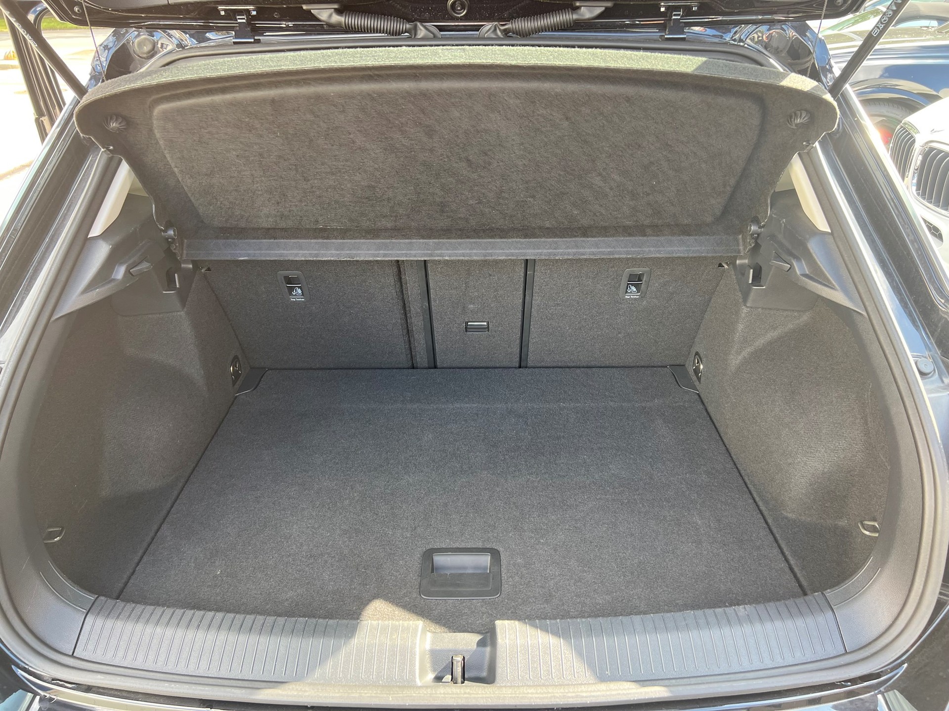 VW T-Roc 2.0 TSI Style DSG 4Motion-image-29