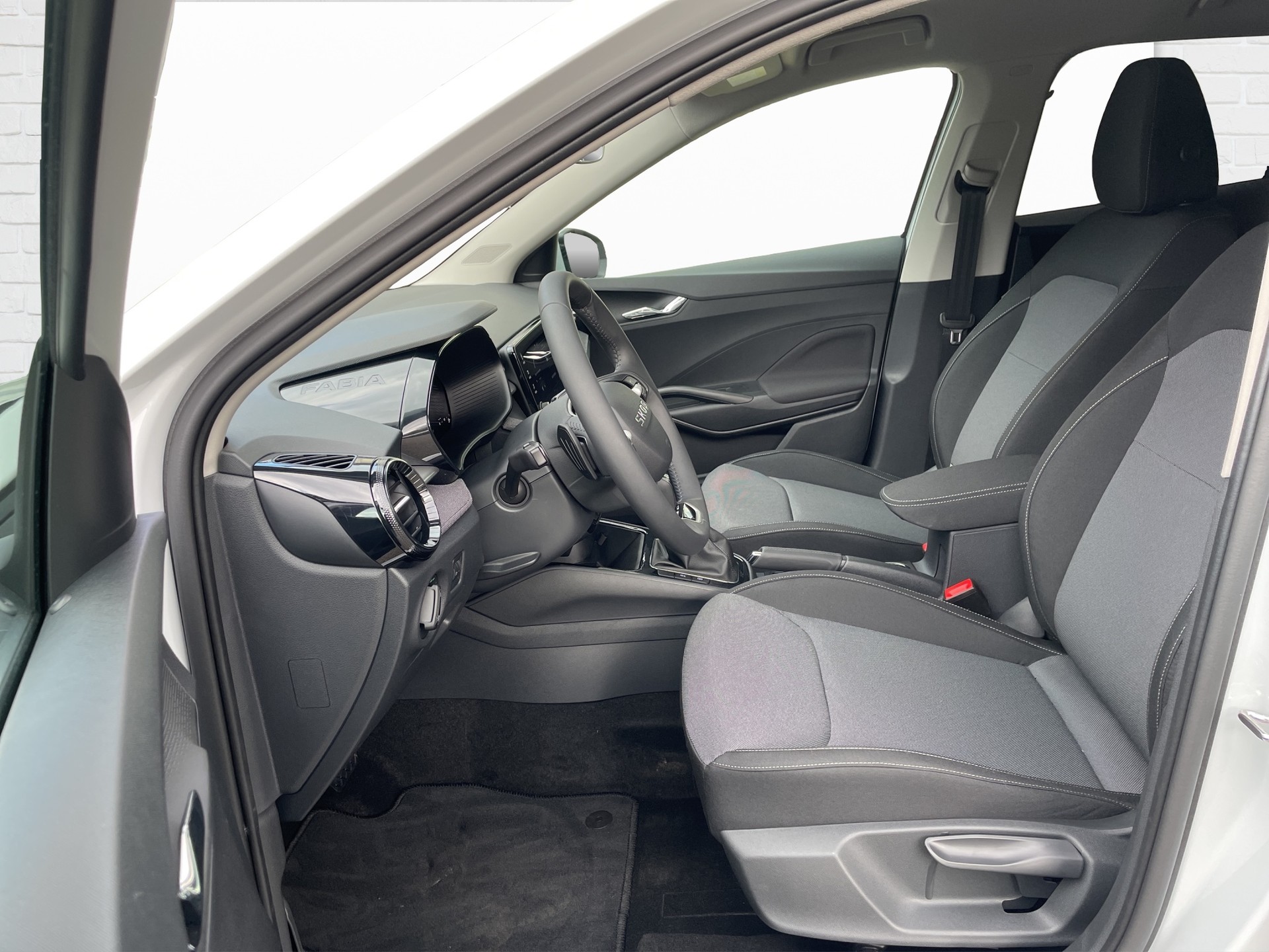 SKODA 1.0 TSI DSG 130 Jahre Edition-showroom-element-3