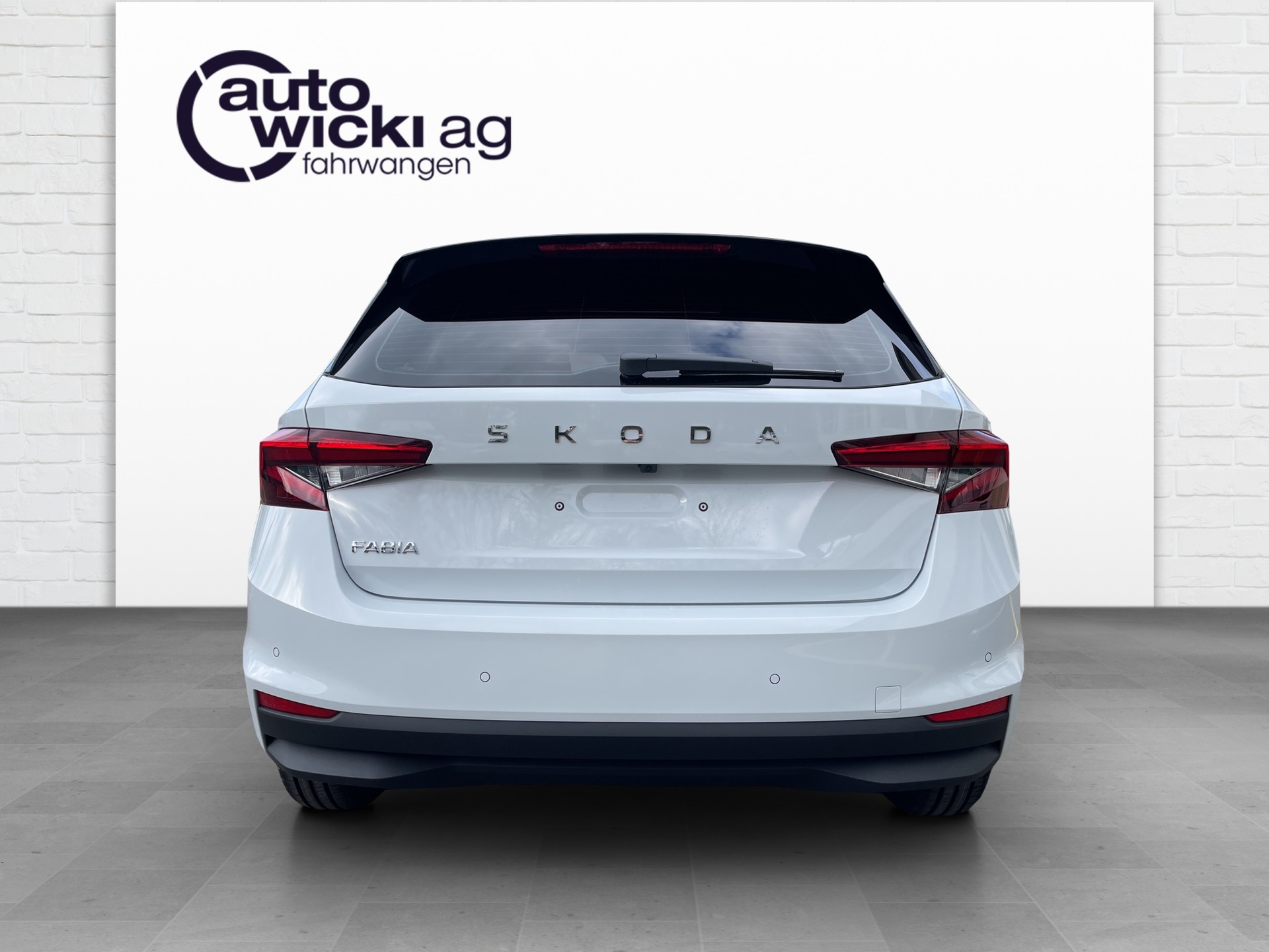 SKODA 1.0 TSI DSG 130 Jahre Edition-showroom-element-2