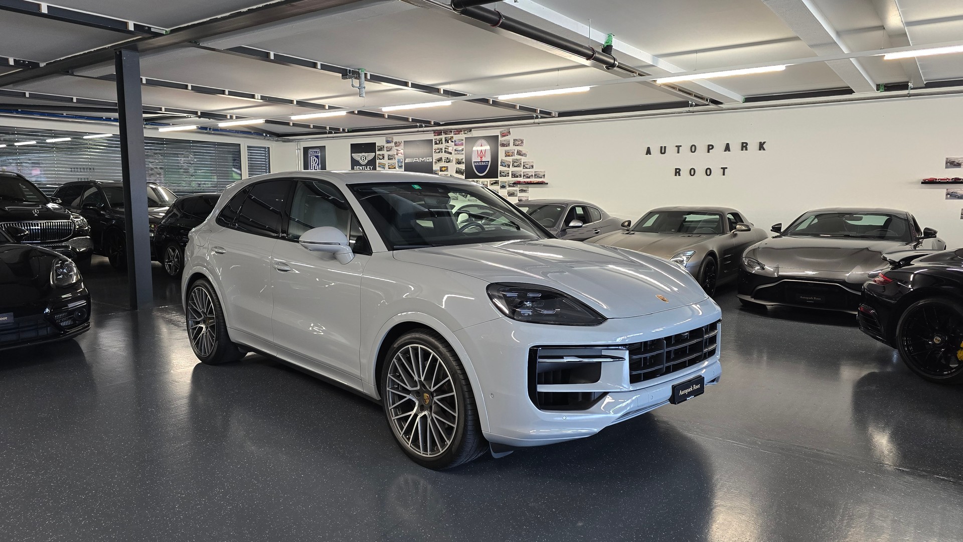PORSCHE Cayenne Tiptronic
