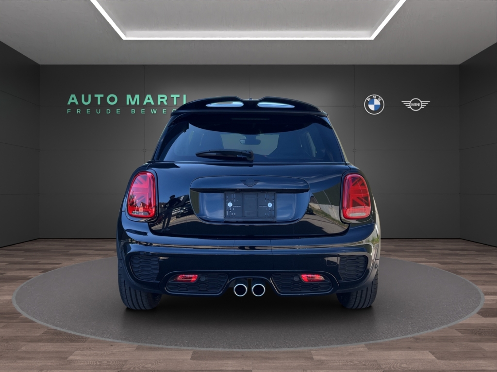 MINI Cooper S-showroom-element-2