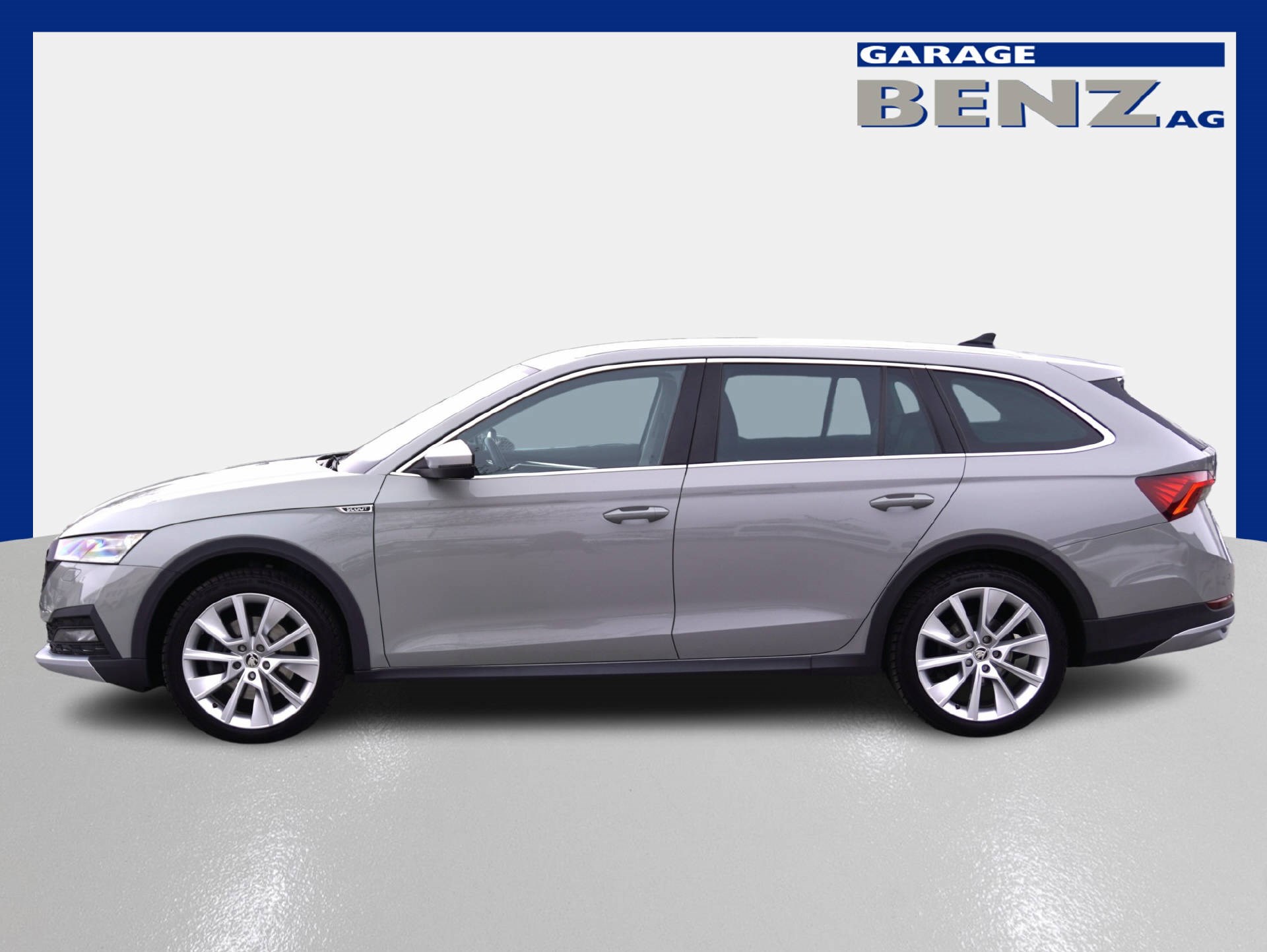 SKODA Octavia Scout 2.0 TDI 4x4 DSG-showroom-element-3
