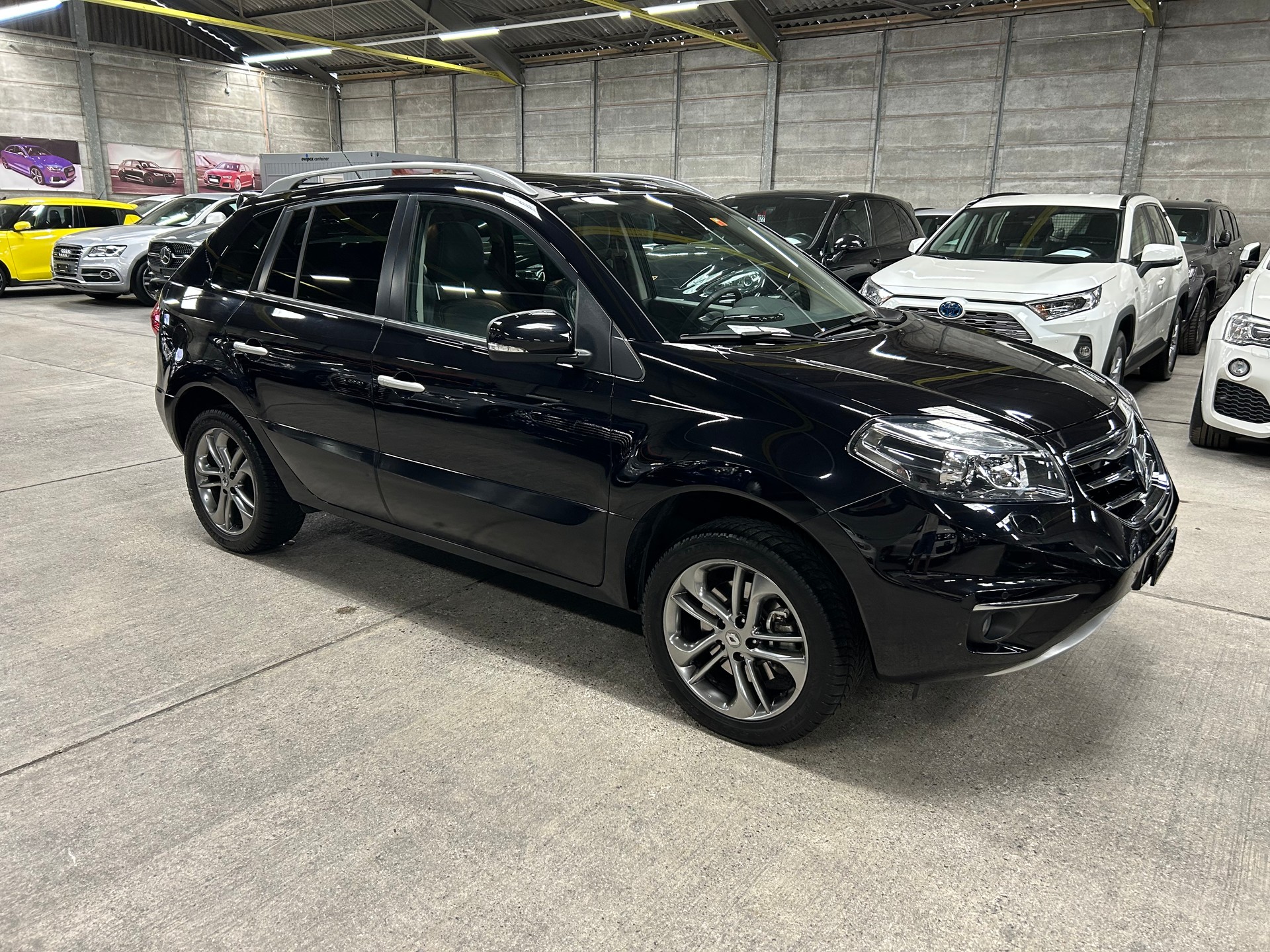RENAULT Koleos 2.5 Dynamique 4x4-showroom-element-1