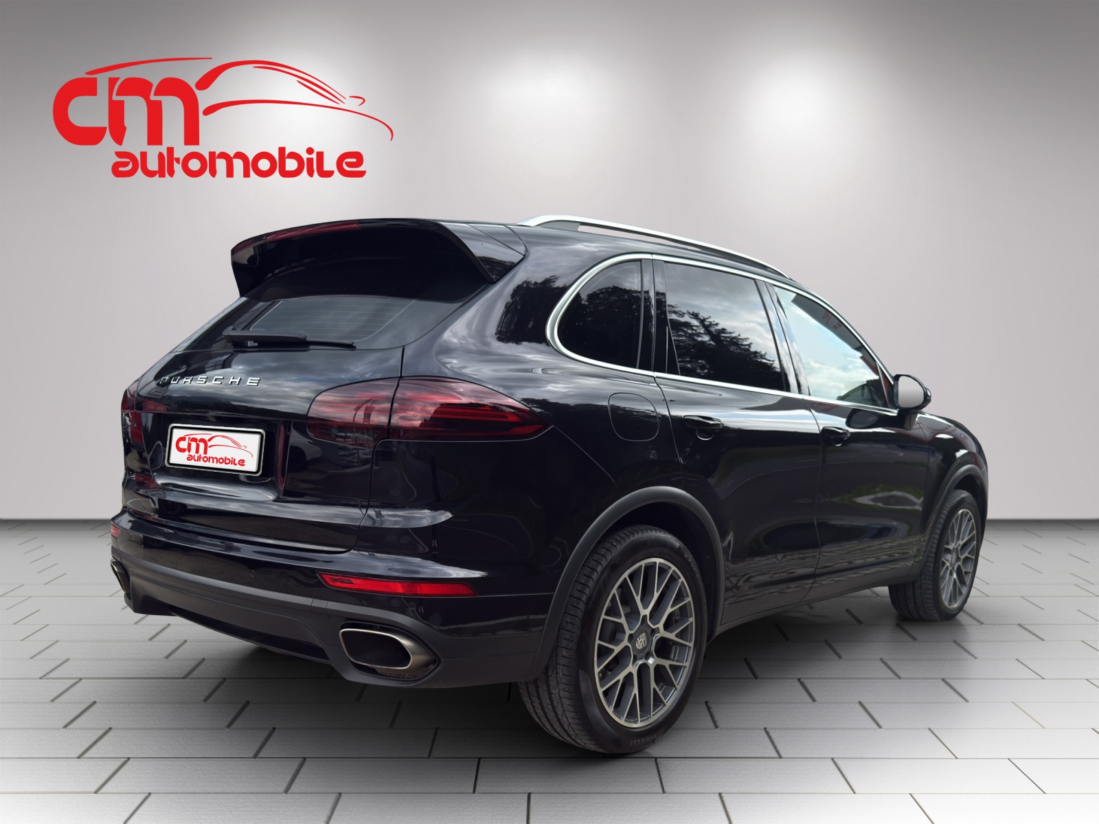 PORSCHE Cayenne Diesel-showroom-element-2