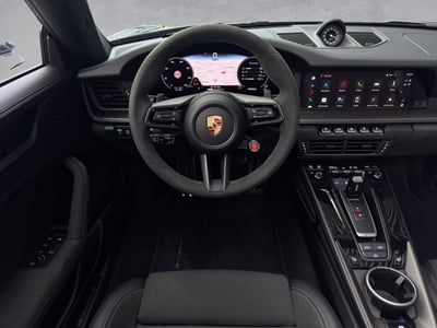 Porsche 911 Carrera GTS Cabriolet - Bild 6