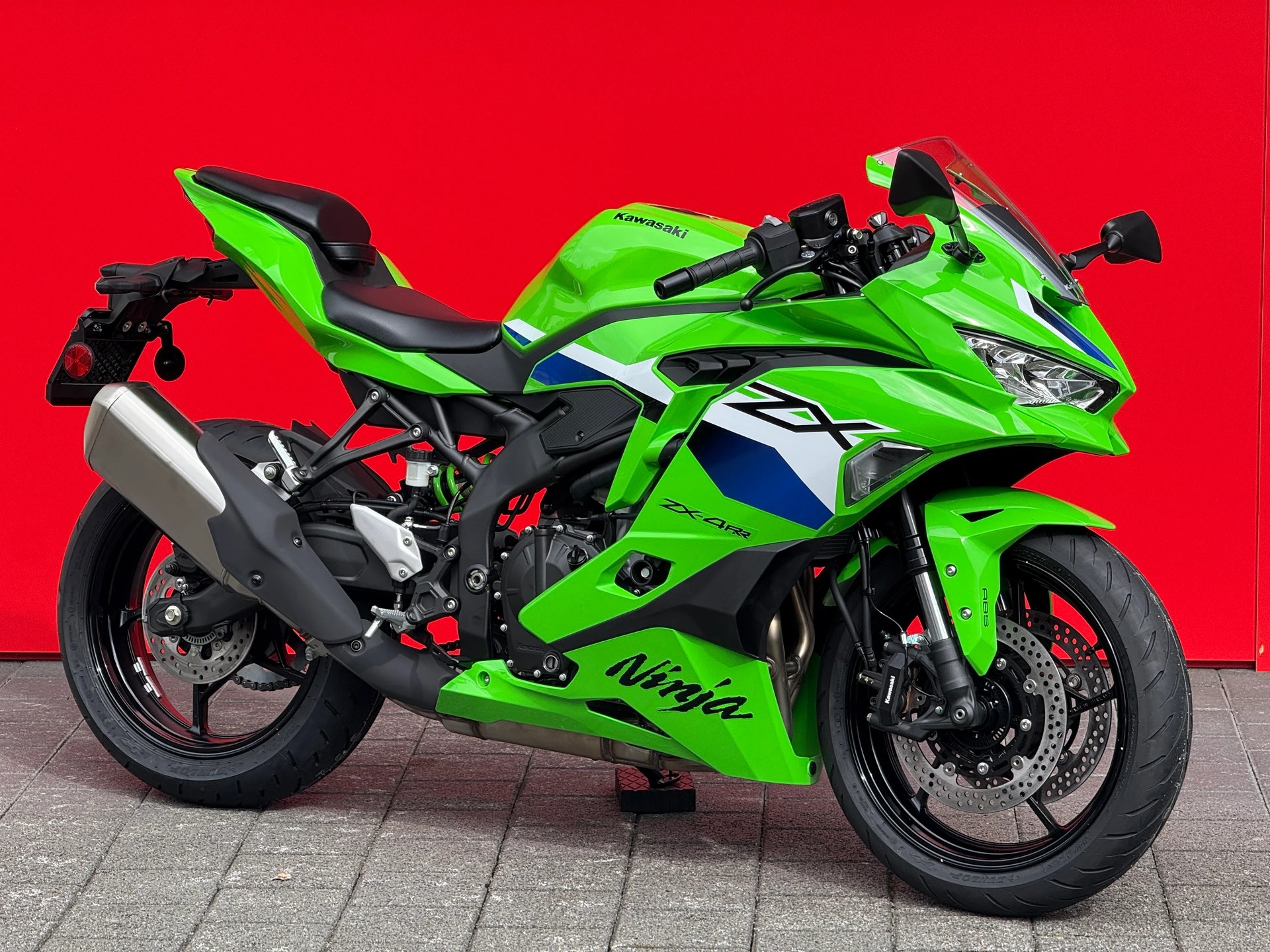 KAWASAKI NINJA ZX-4R - Occasionen kaufen | AutoScout24