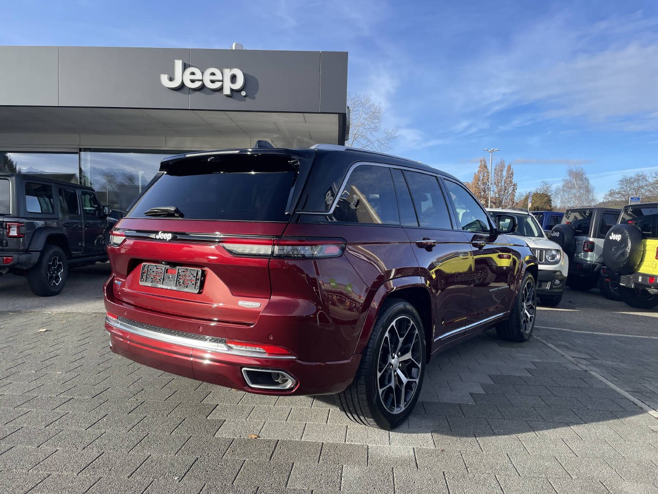 JEEP Grand Cherokee 2.0 Turbo Summit Reserve 4xe-image-2